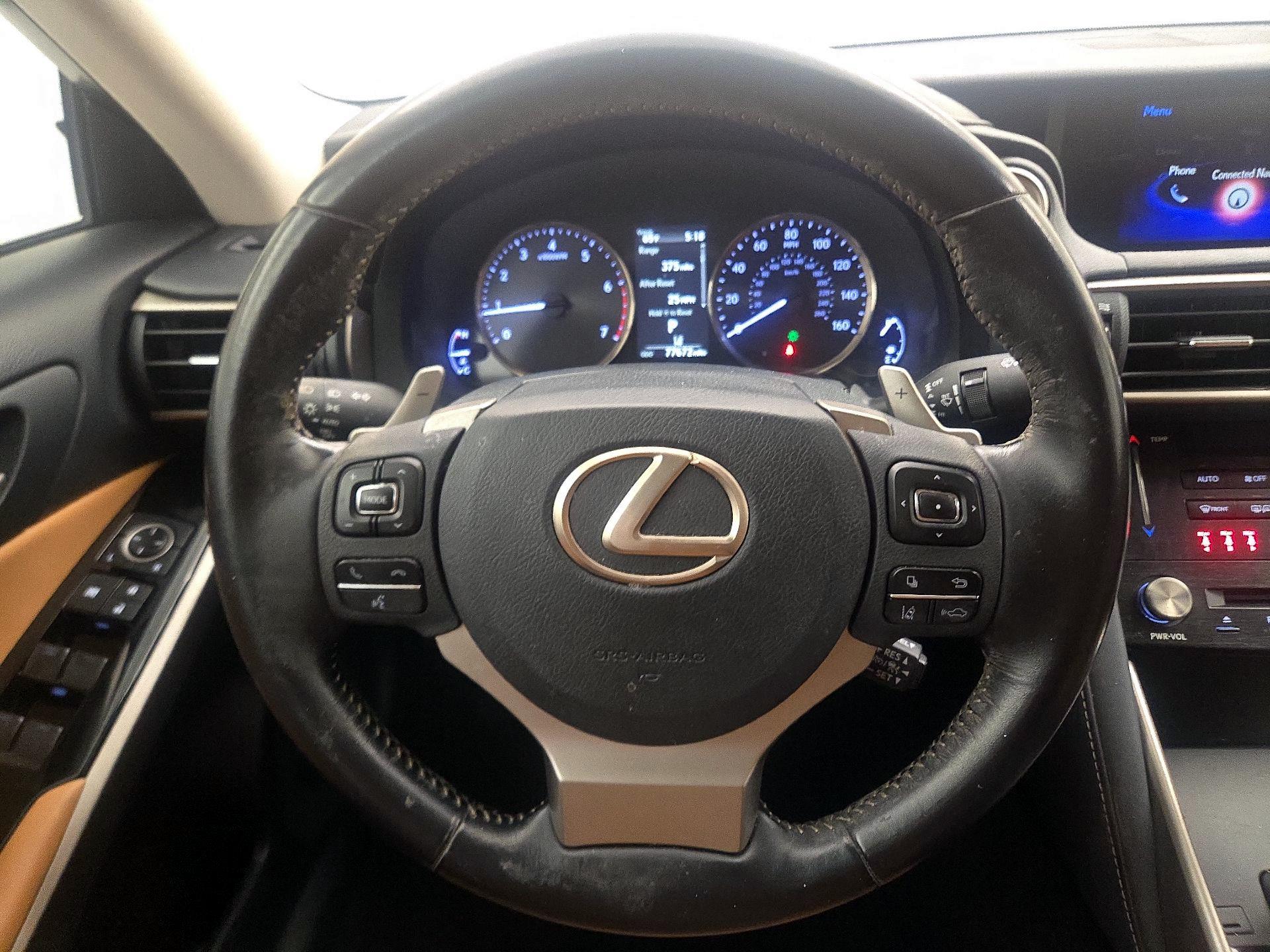 Thumbnail: 2018 Lexus IS - 10