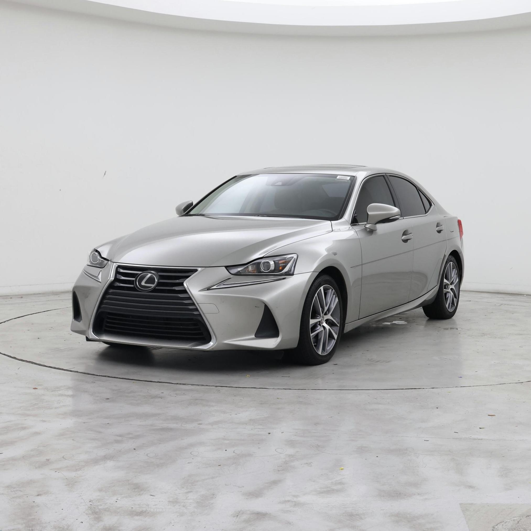 Thumbnail: 2018 Lexus IS - 4