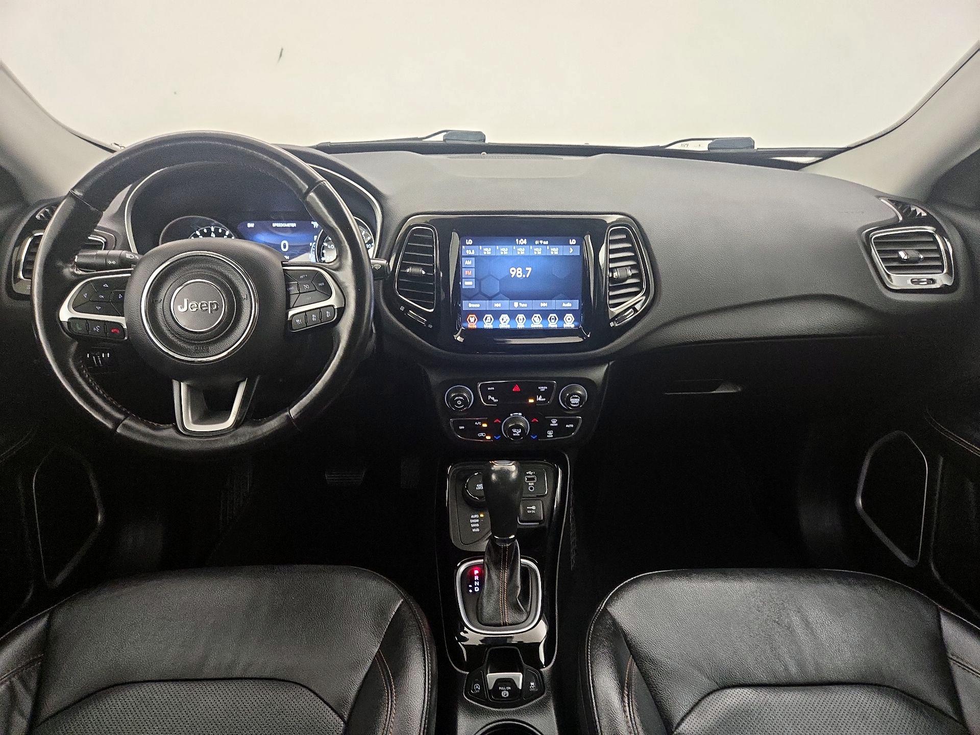 Thumbnail: 2021 Jeep Compass - 9