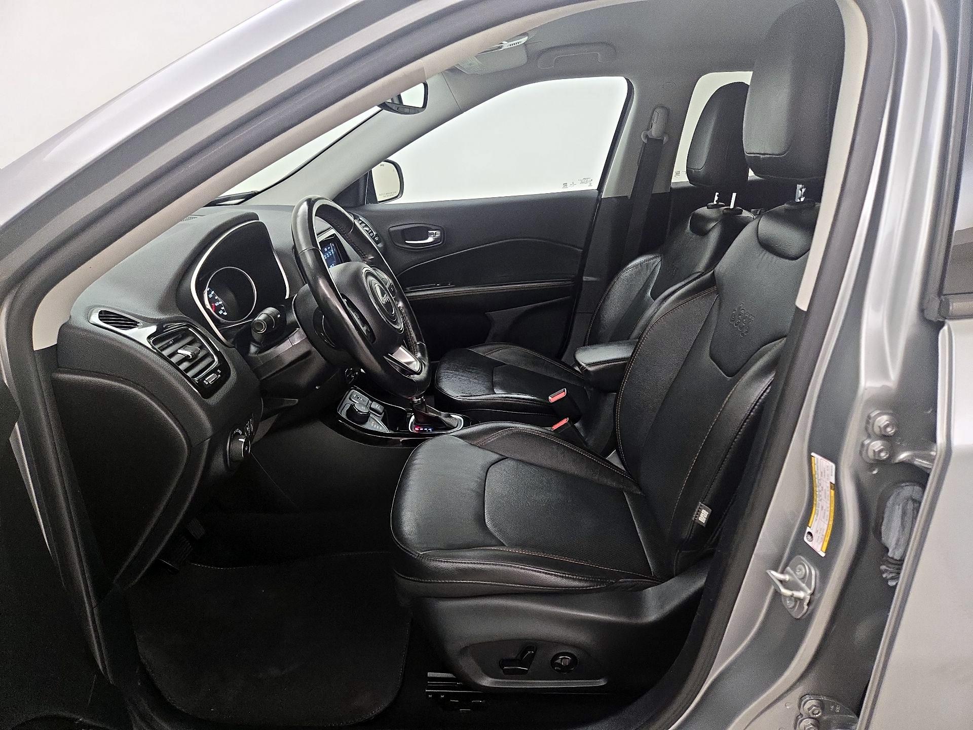 Thumbnail: 2021 Jeep Compass - 11