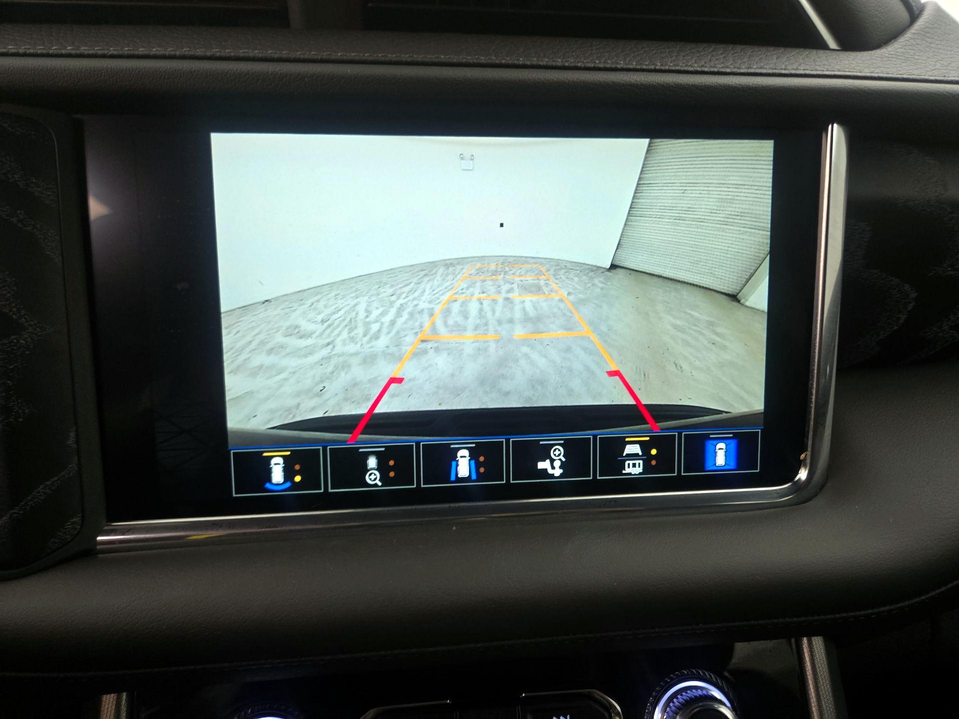 Thumbnail: 2023 GMC Yukon - 15