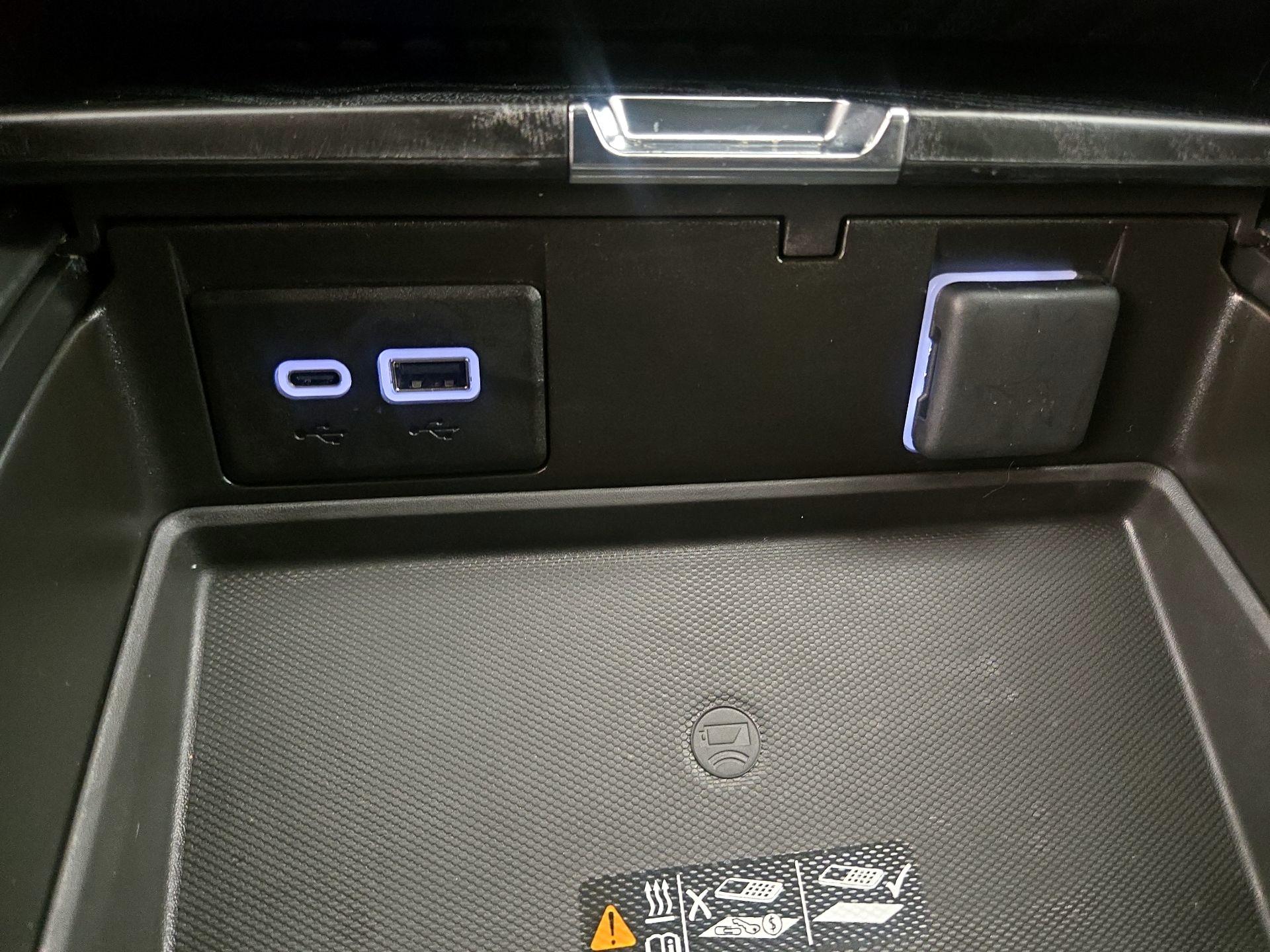 Thumbnail: 2023 GMC Yukon - 19