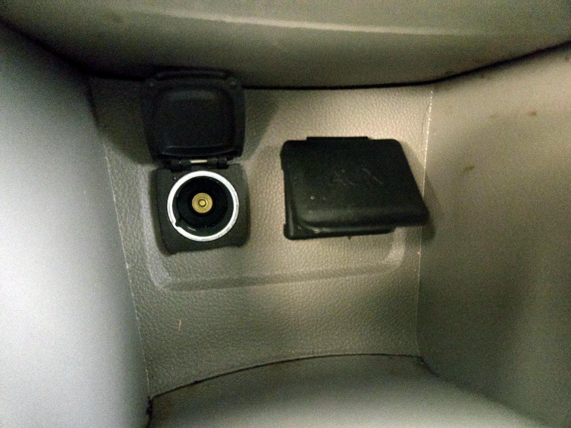 Thumbnail: 2015 Buick Encore - 18