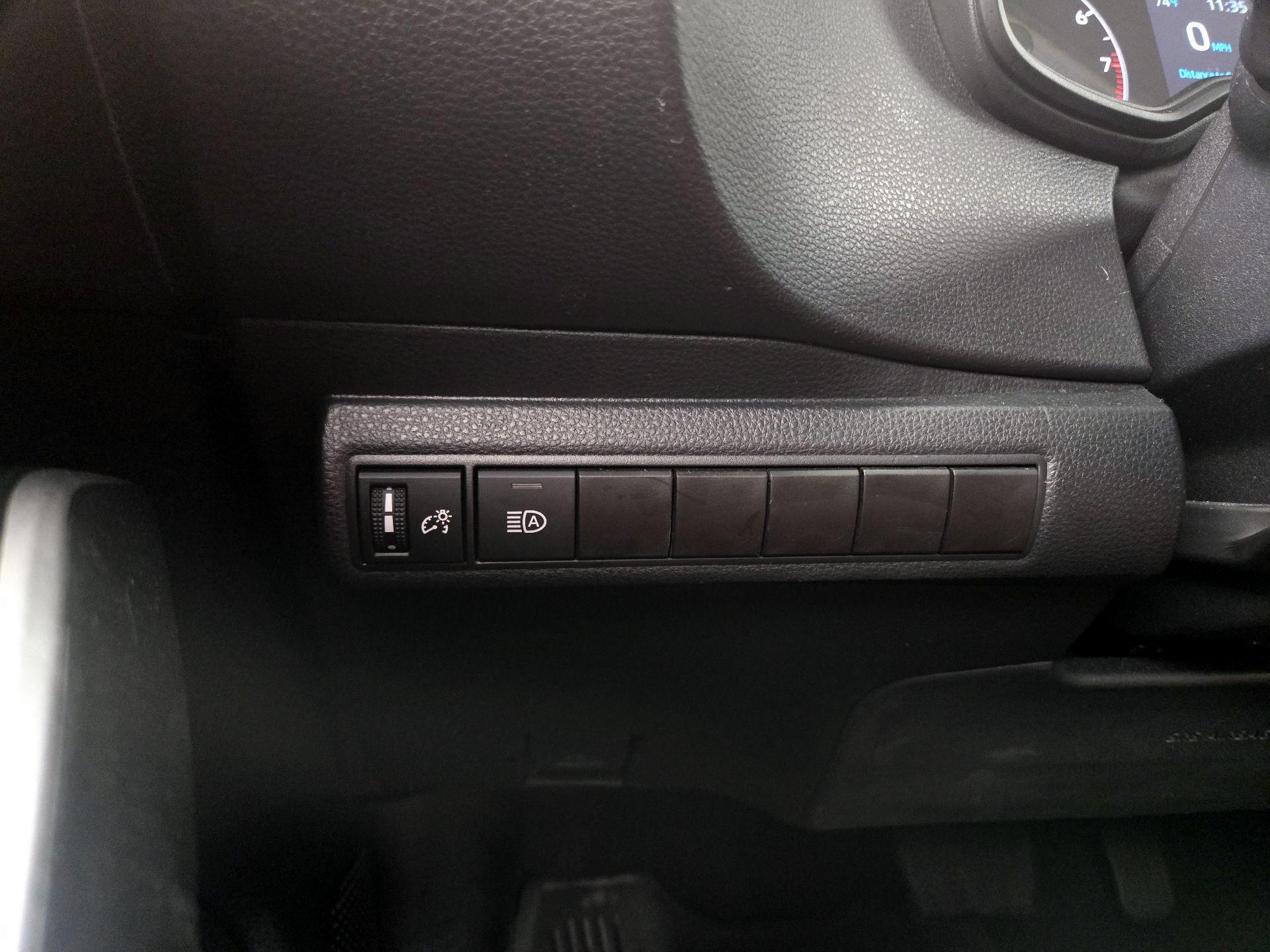 Thumbnail: 2024 Toyota Corolla - 13