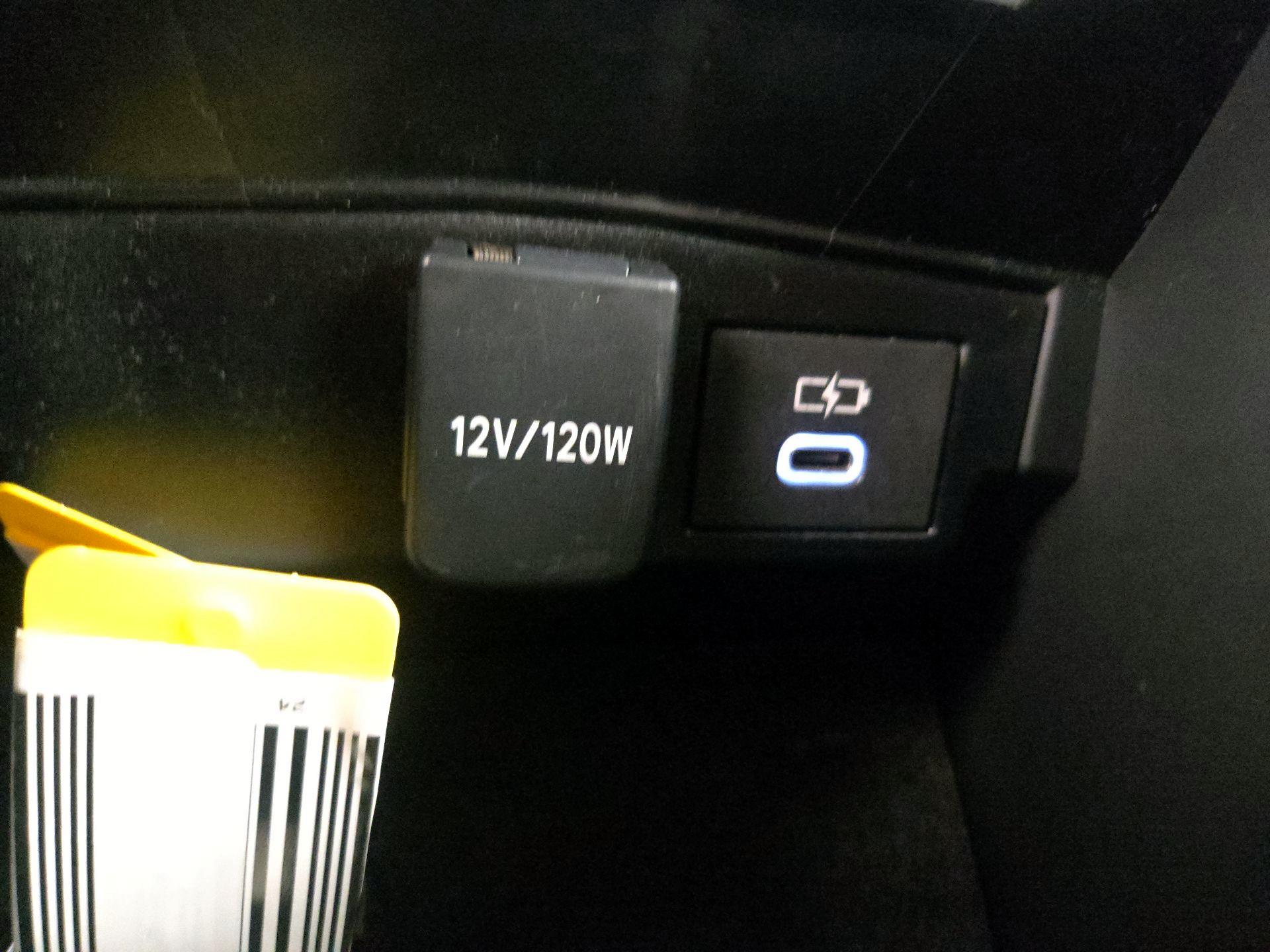 Thumbnail: 2024 Toyota Corolla - 18