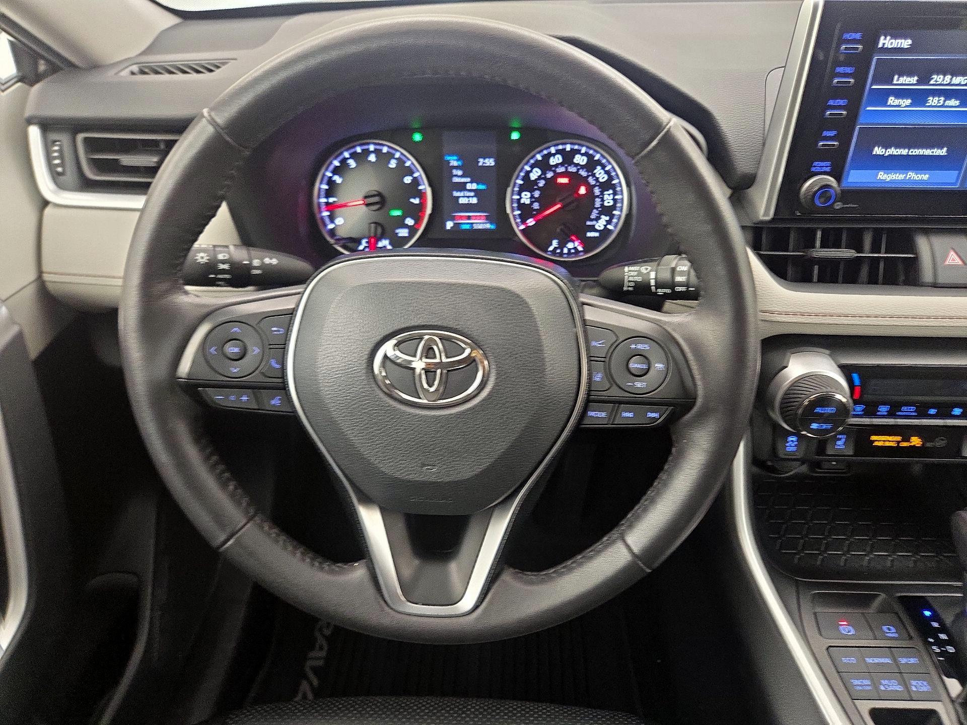 Thumbnail: 2021 Toyota RAV4 - 10
