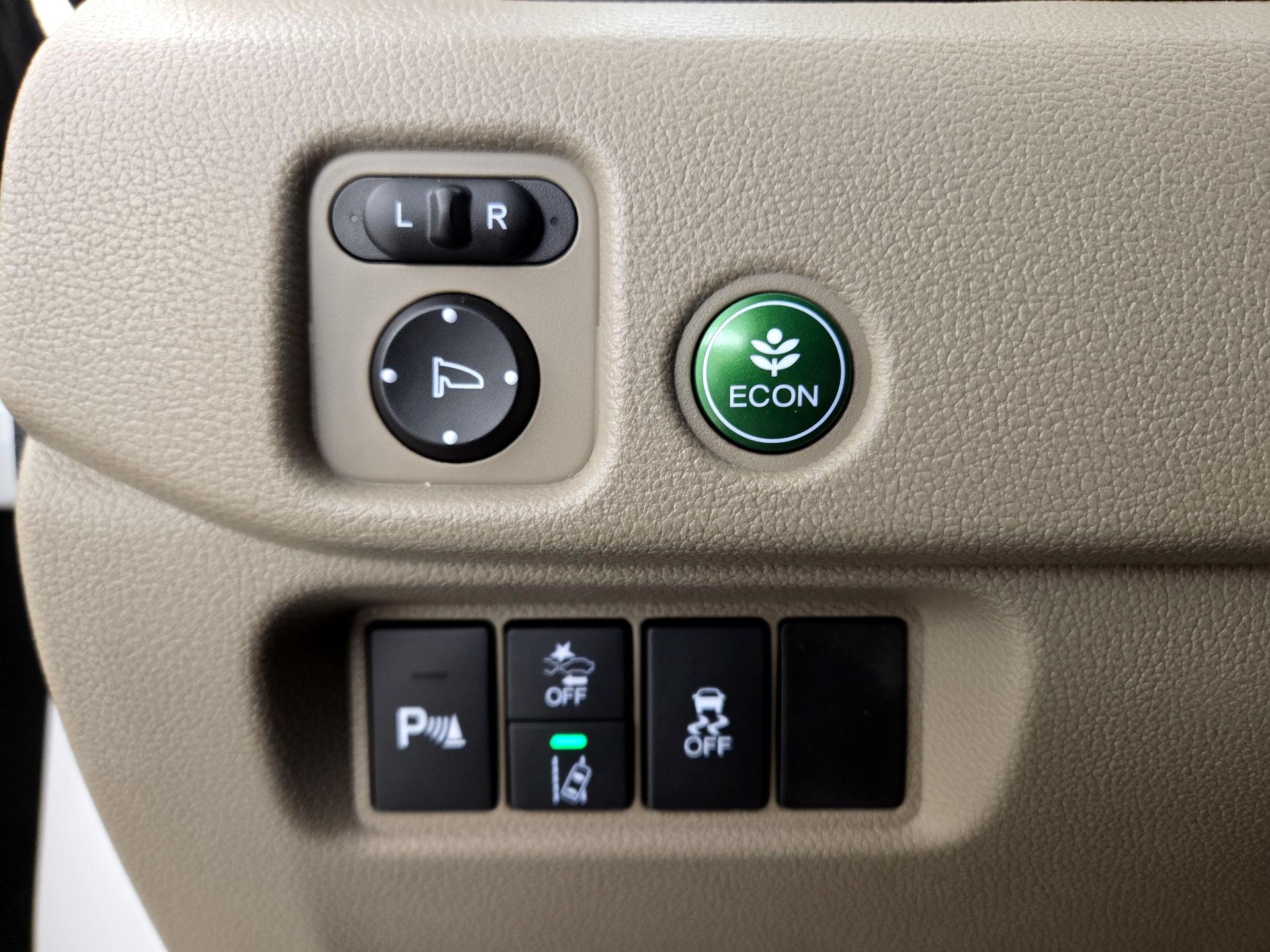 Thumbnail: 2020 Honda Pilot - 13