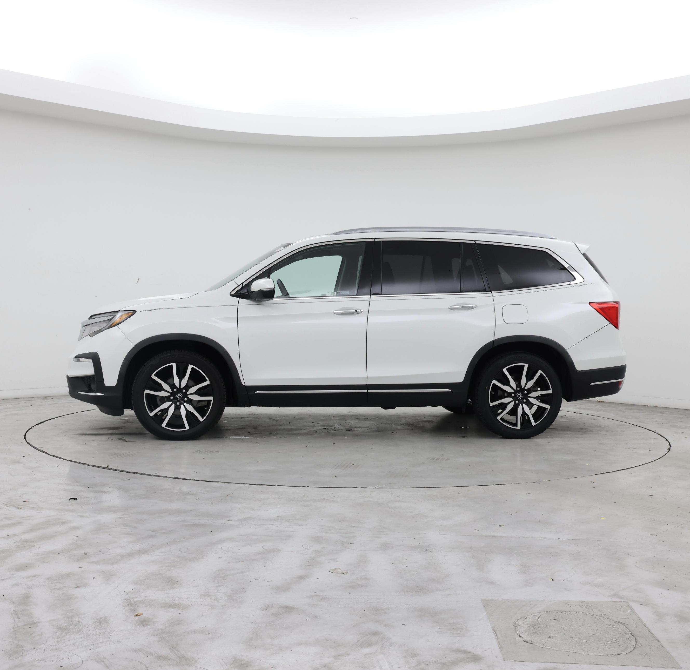 Thumbnail: 2020 Honda Pilot - 3