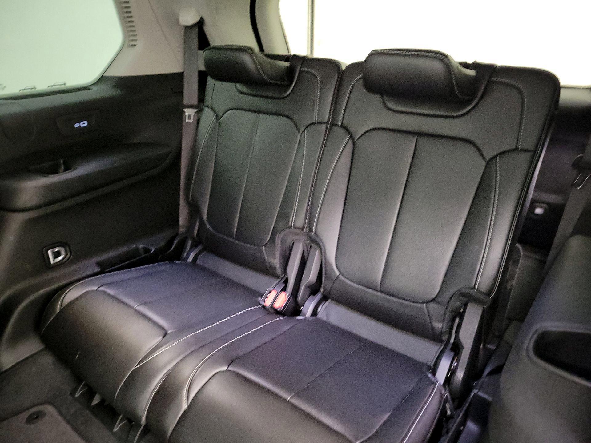 Thumbnail: 2023 Jeep Grand Cherokee L - 19