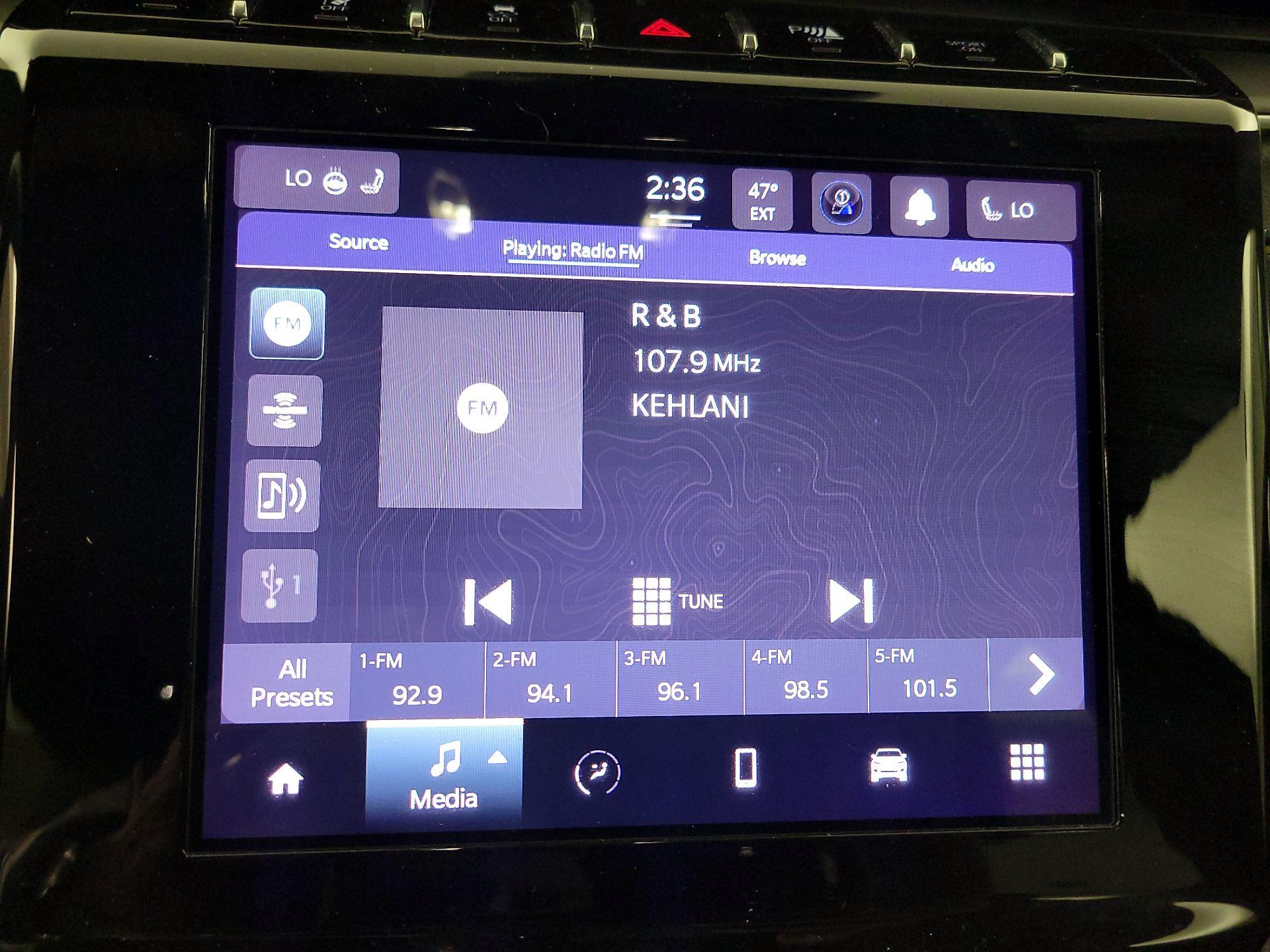 Thumbnail: 2023 Jeep Grand Cherokee L - 15