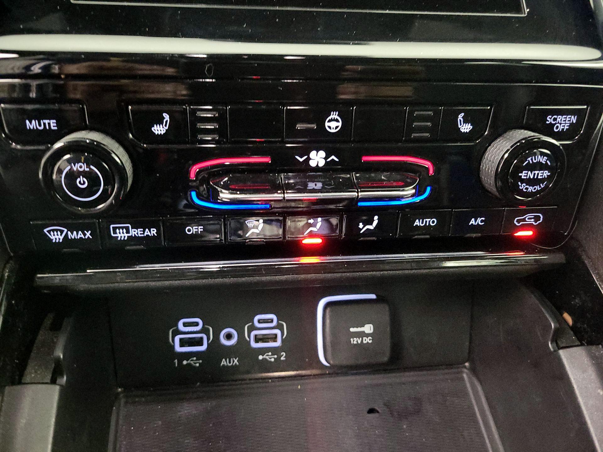 Thumbnail: 2023 Jeep Grand Cherokee L - 16