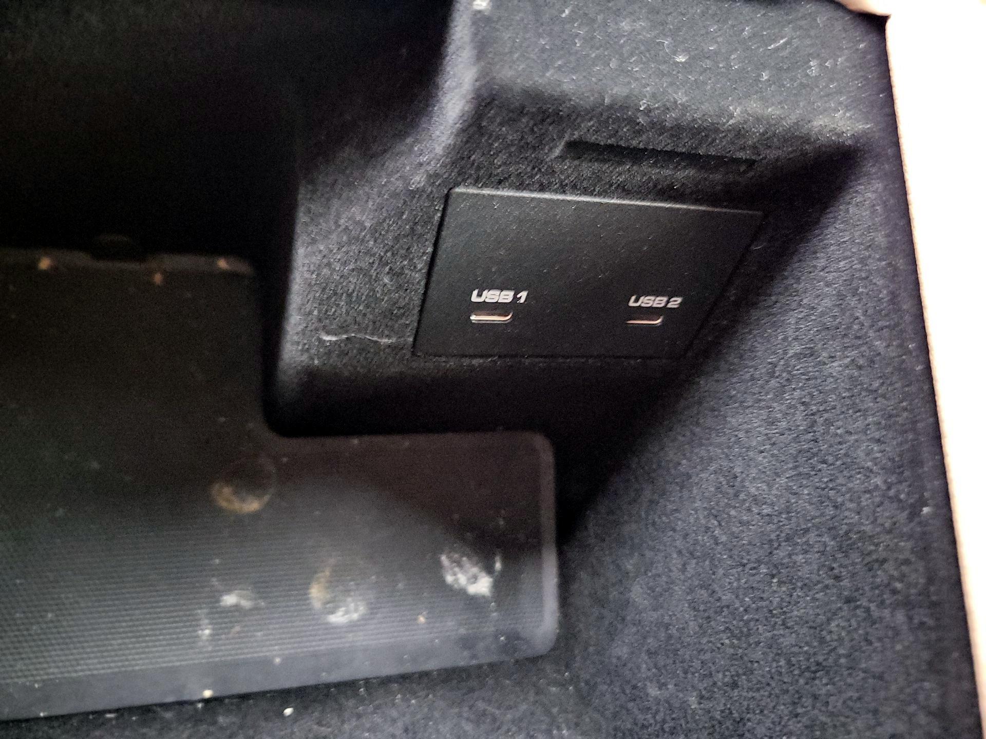 Thumbnail: 2020 Porsche Cayenne - 19