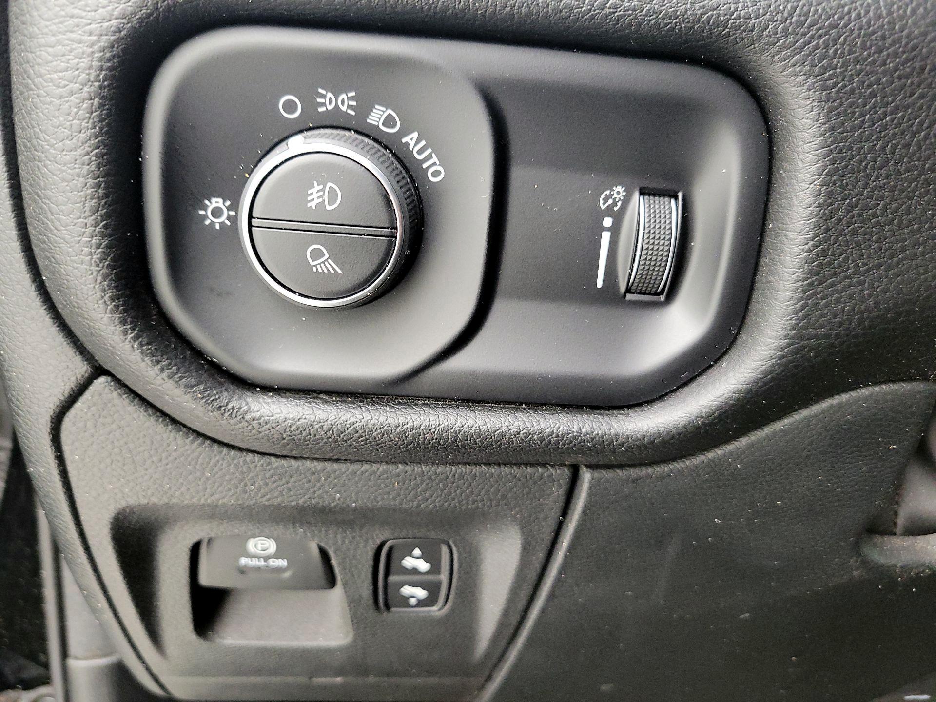 Thumbnail: 2022 RAM 1500 - 13