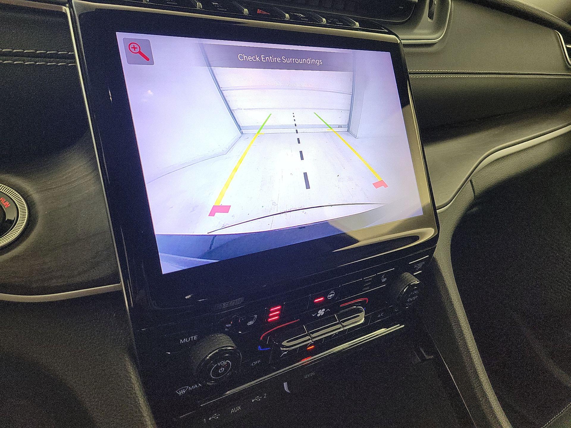 Thumbnail: 2023 Jeep Grand Cherokee L - 15