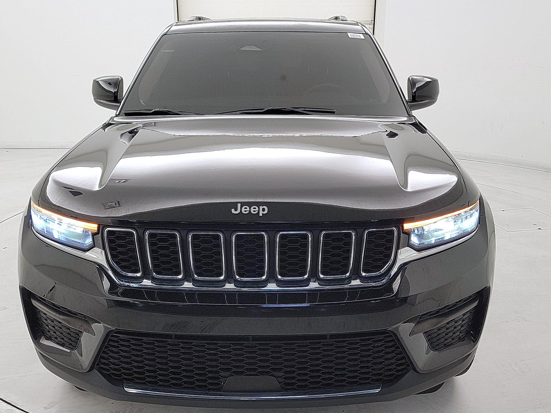 Thumbnail: 2023 Jeep Grand Cherokee - 2