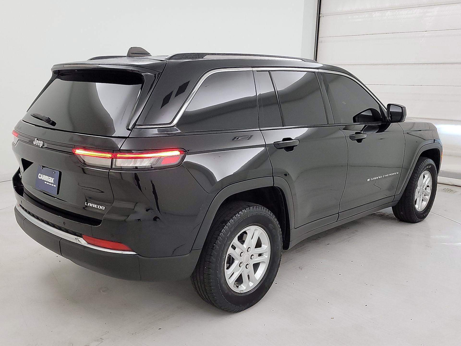 Thumbnail: 2023 Jeep Grand Cherokee - 5