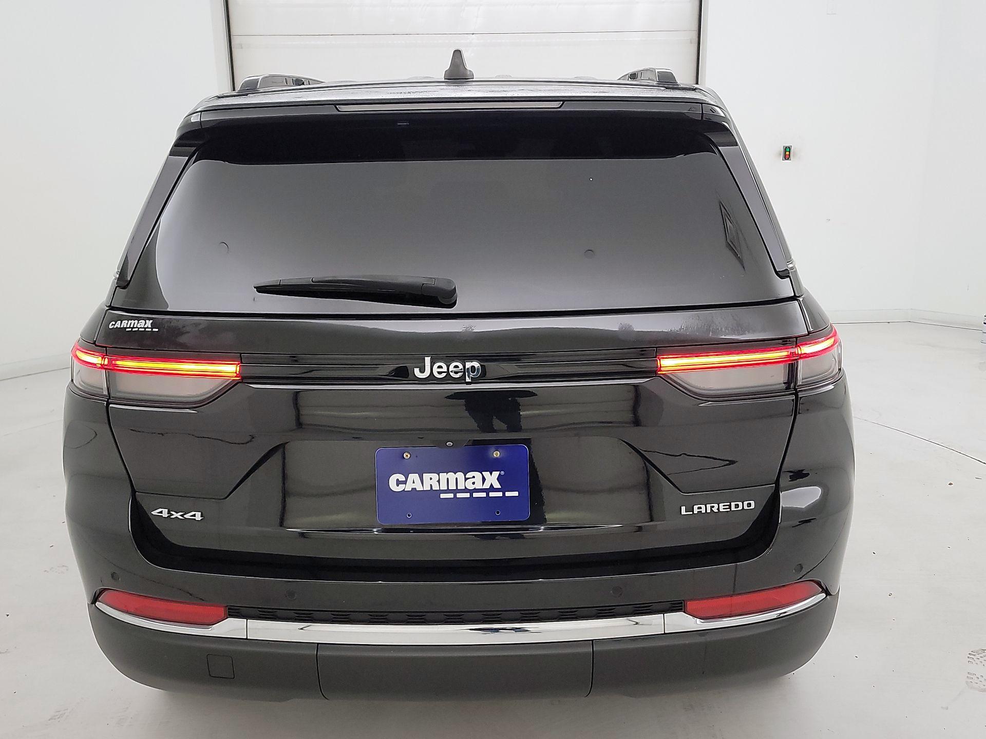 Thumbnail: 2023 Jeep Grand Cherokee - 6