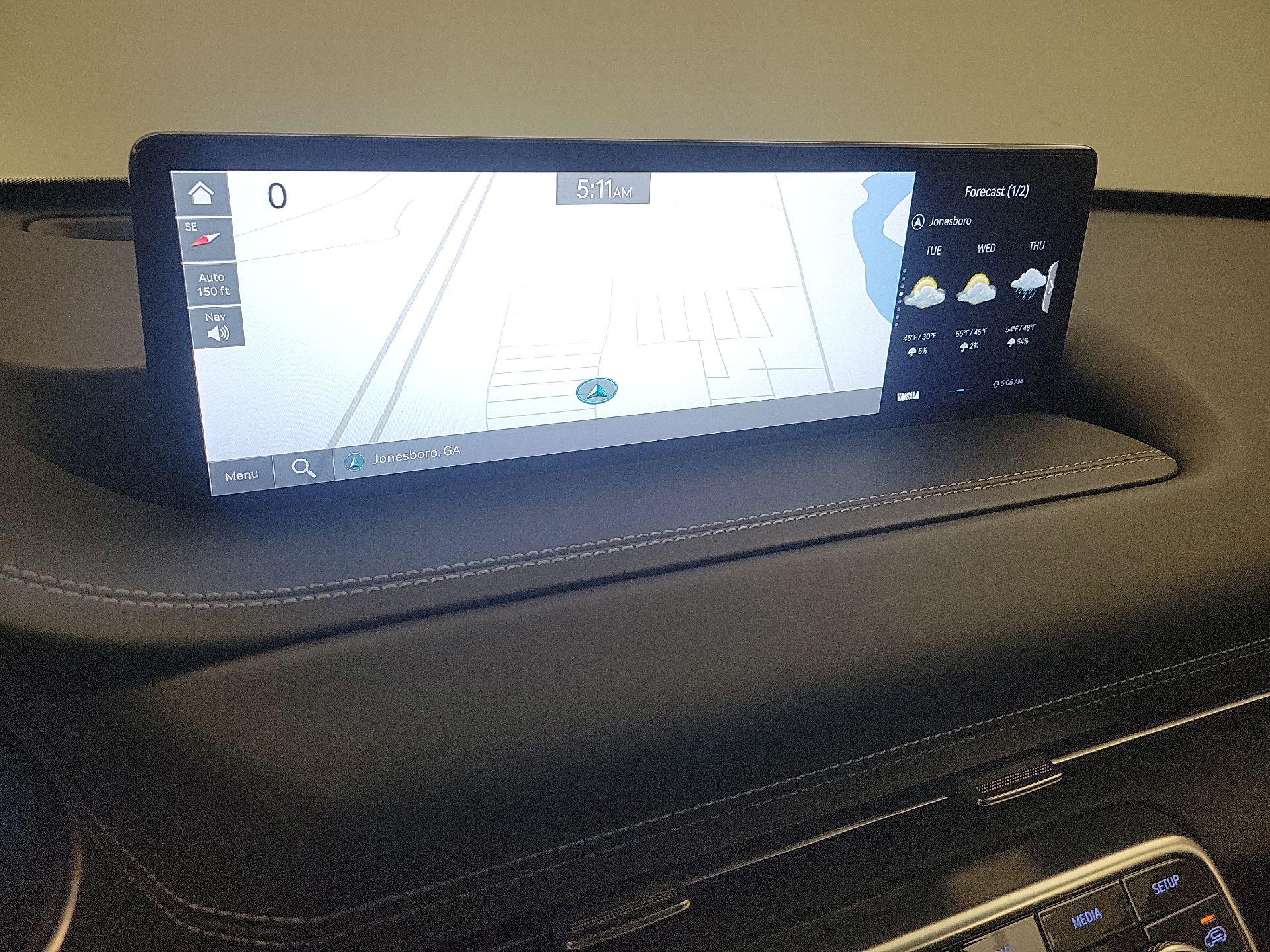 Thumbnail: 2022 Genesis GV80 - 14