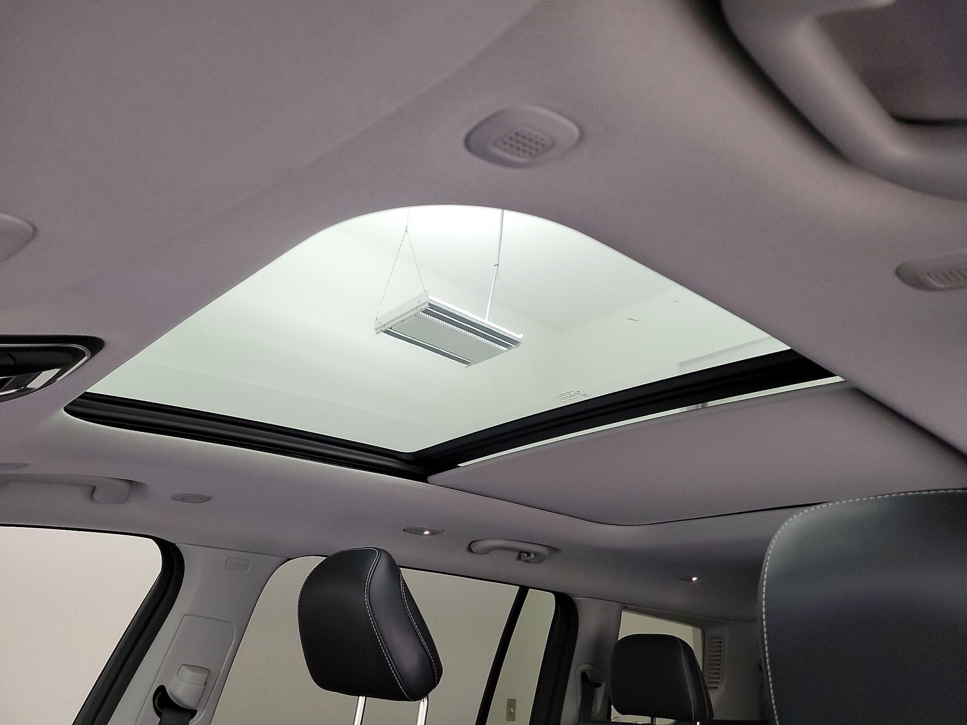 Thumbnail: 2023 Jeep Grand Cherokee L - 20