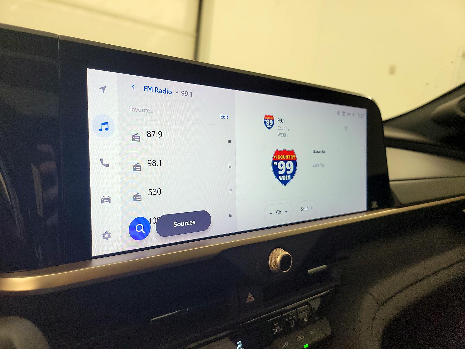 Thumbnail: 2023 Toyota Crown - 16