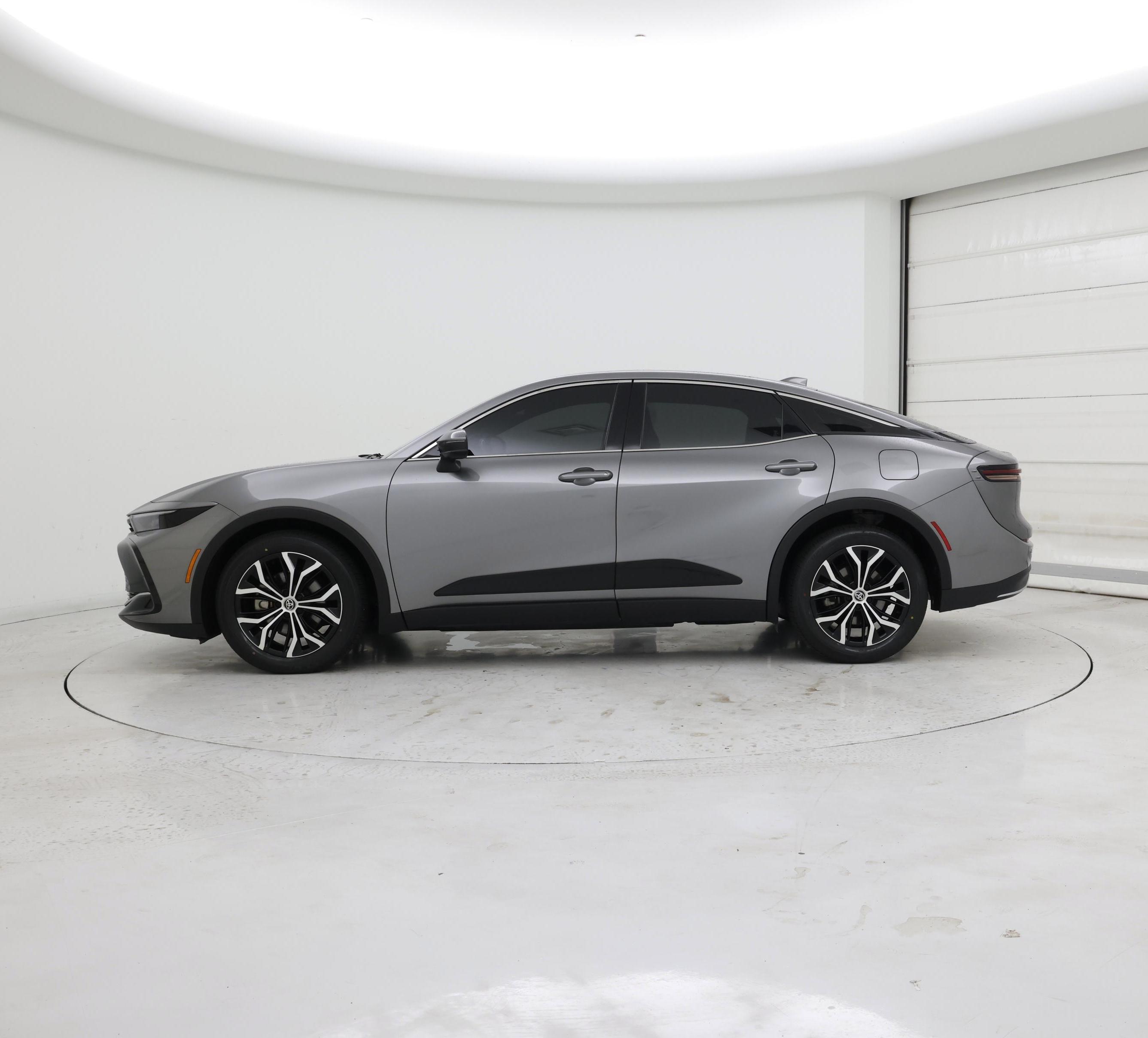 Thumbnail: 2023 Toyota Crown - 3