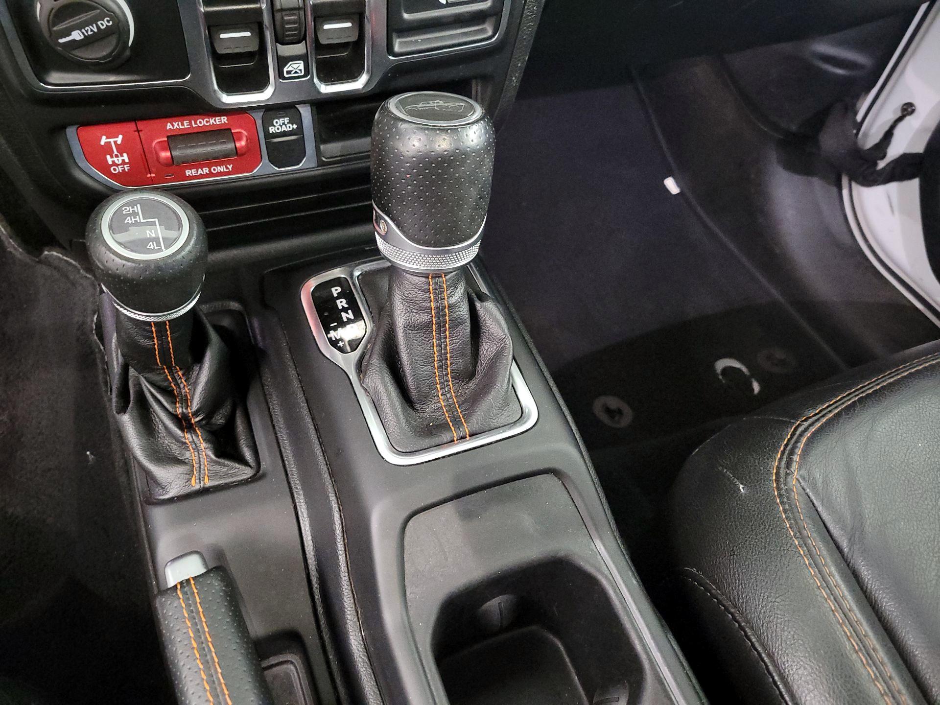 Thumbnail: 2021 Jeep Gladiator - 18