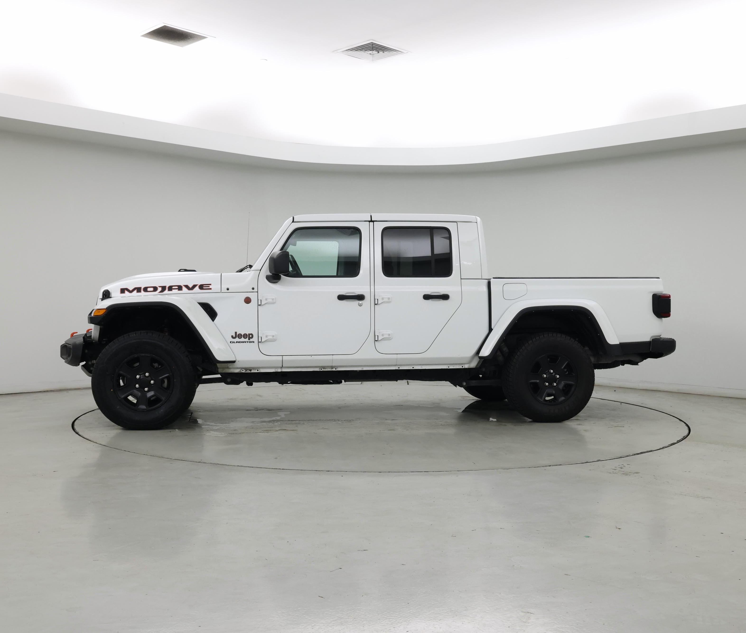 Thumbnail: 2021 Jeep Gladiator - 3