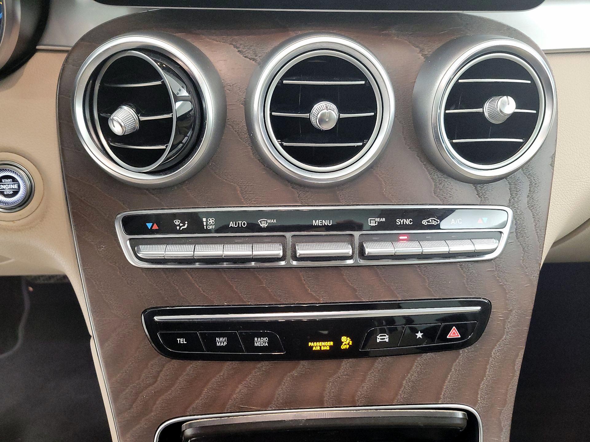 Thumbnail: 2020 Mercedes-Benz GLC - 16