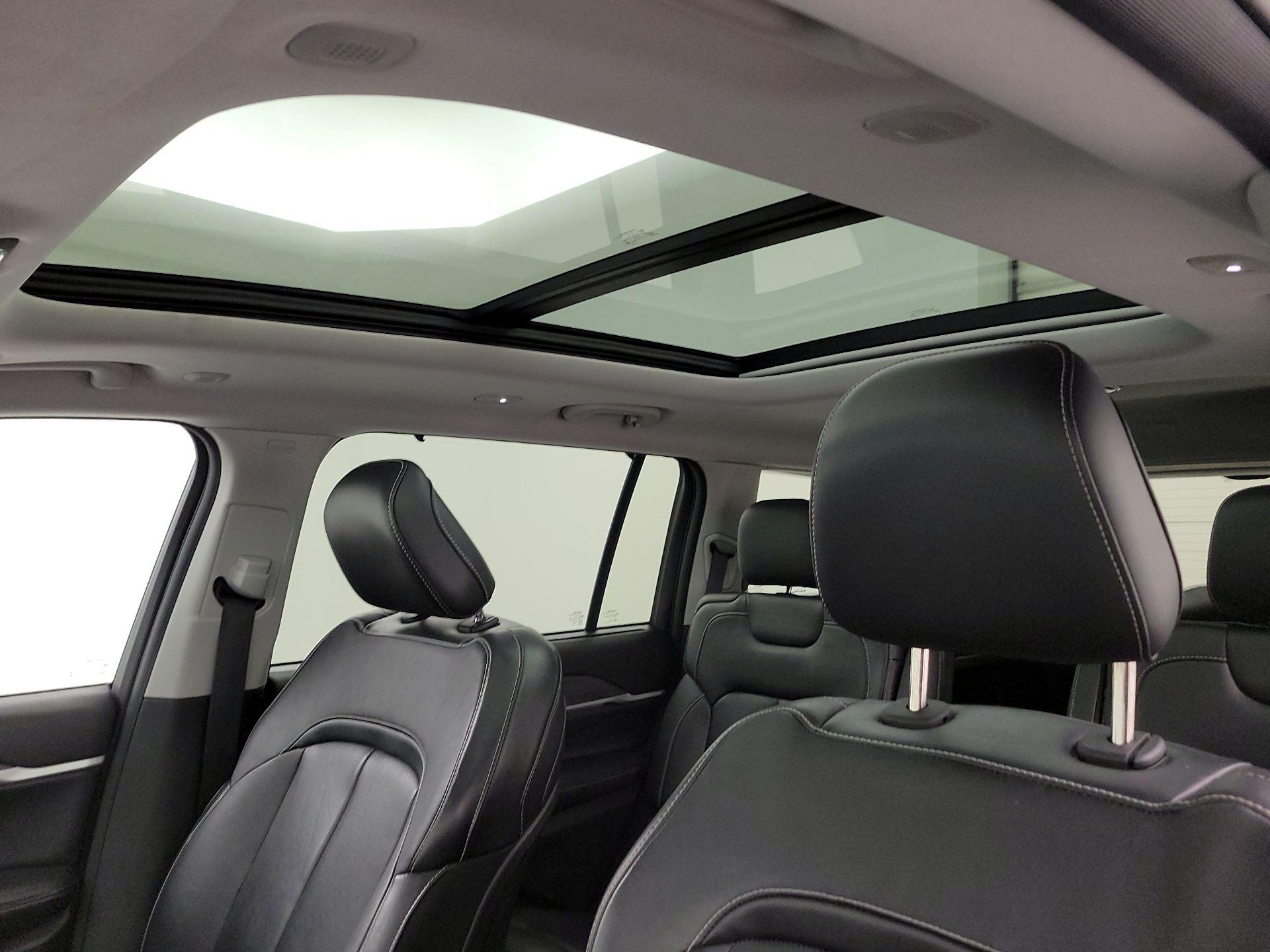 Thumbnail: 2022 Jeep Grand Cherokee L - 20