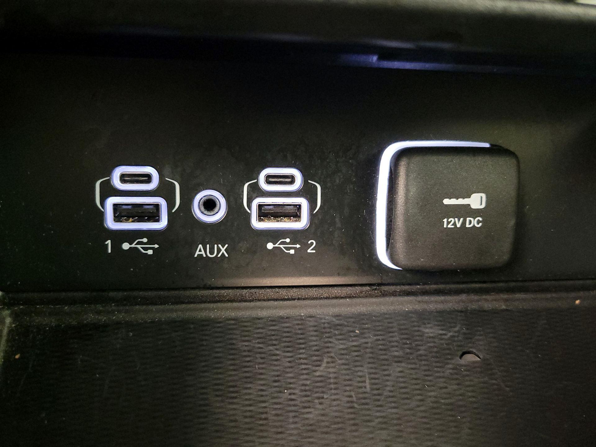 Thumbnail: 2023 Jeep Grand Cherokee - 17