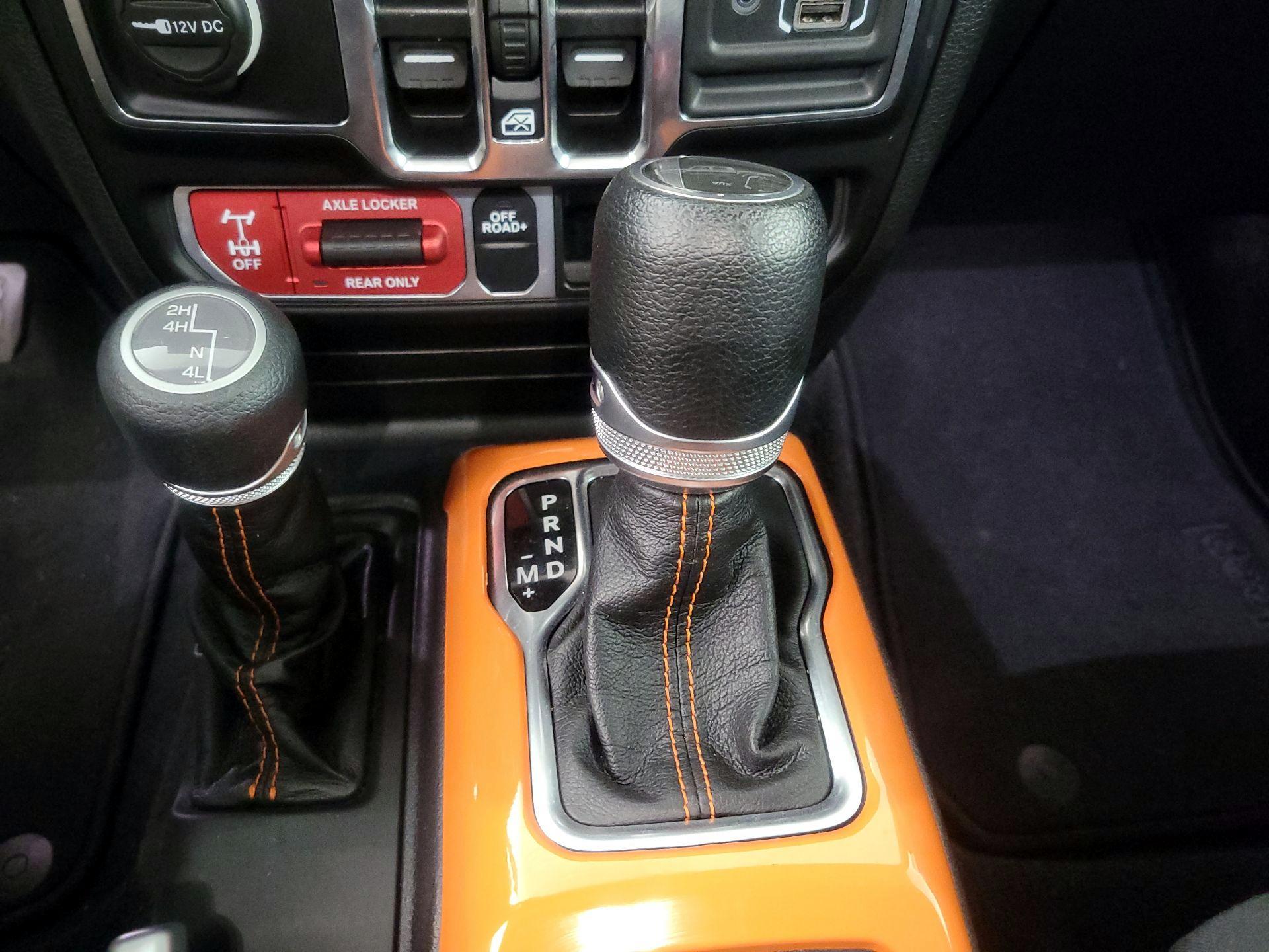 Thumbnail: 2021 Jeep Gladiator - 18