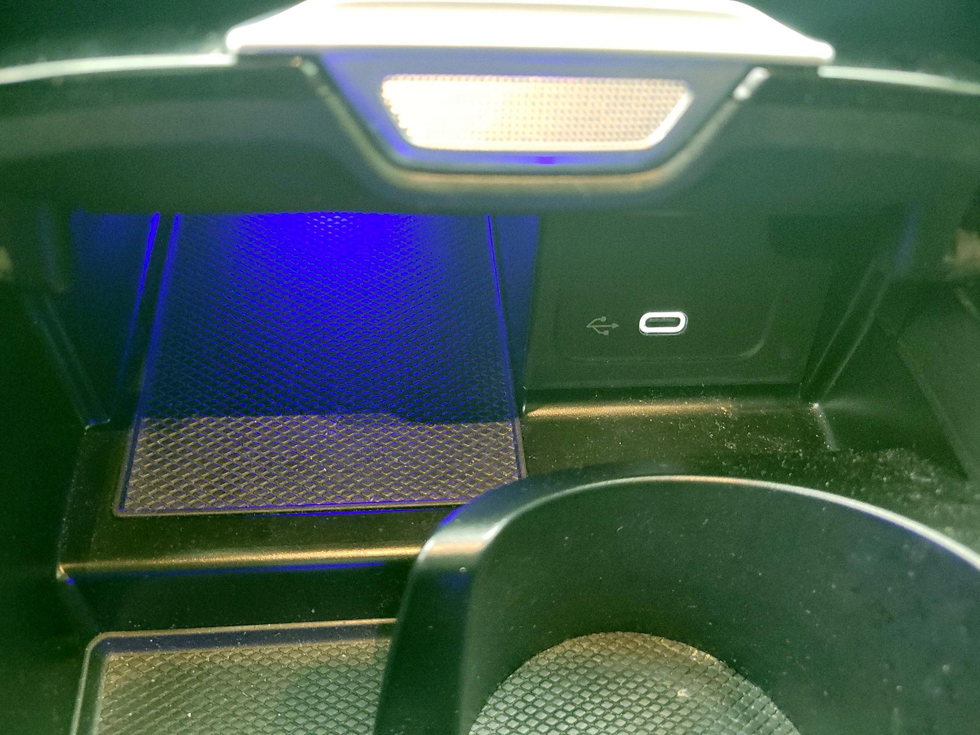 Thumbnail: 2023 Mercedes-Benz C-Class - 19