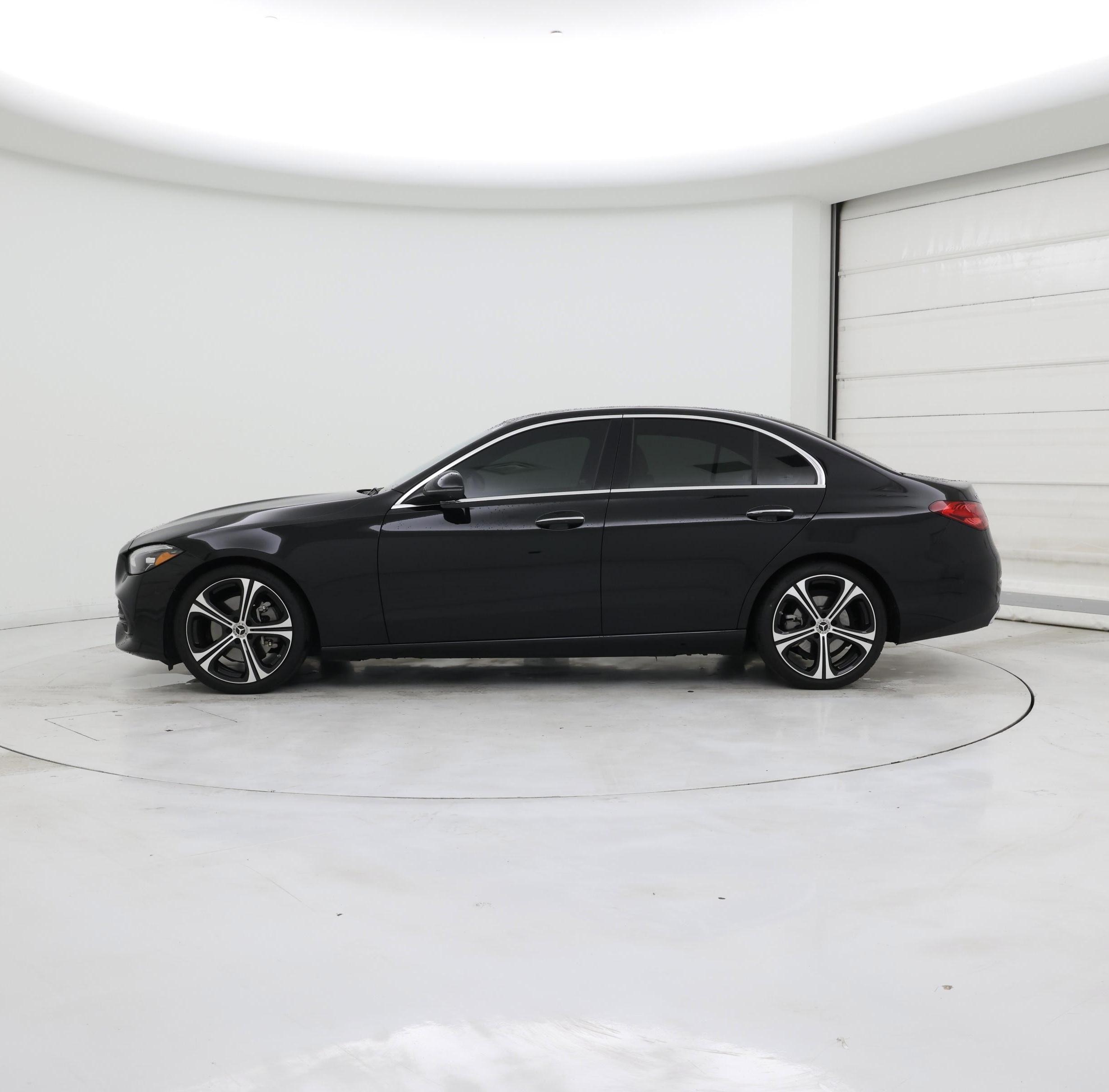 Thumbnail: 2023 Mercedes-Benz C-Class - 3