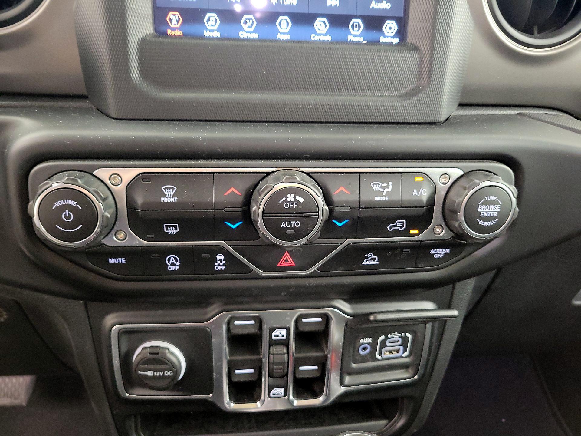 Thumbnail: 2021 Jeep Wrangler - 16