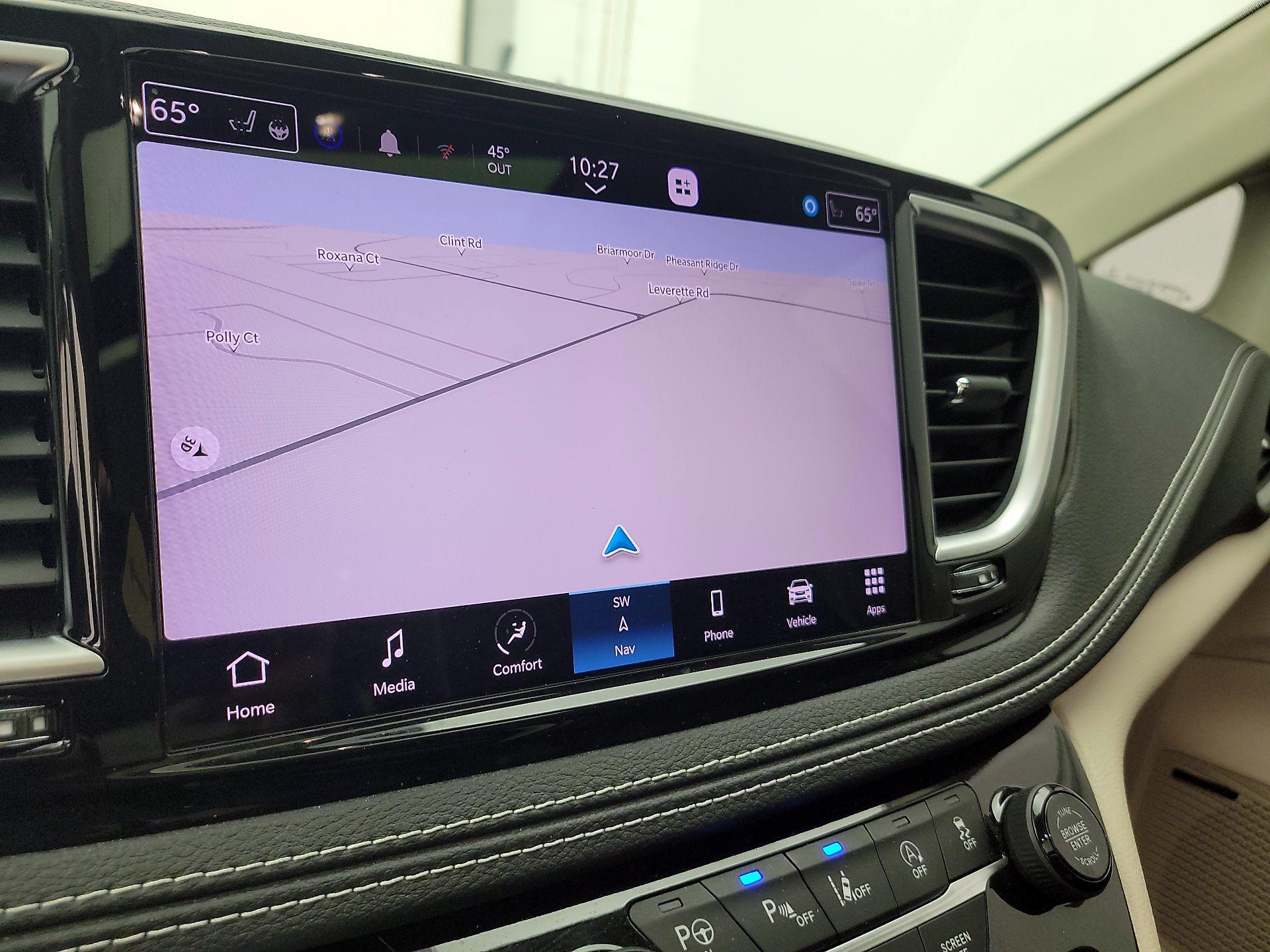 Thumbnail: 2022 Chrysler Pacifica - 14