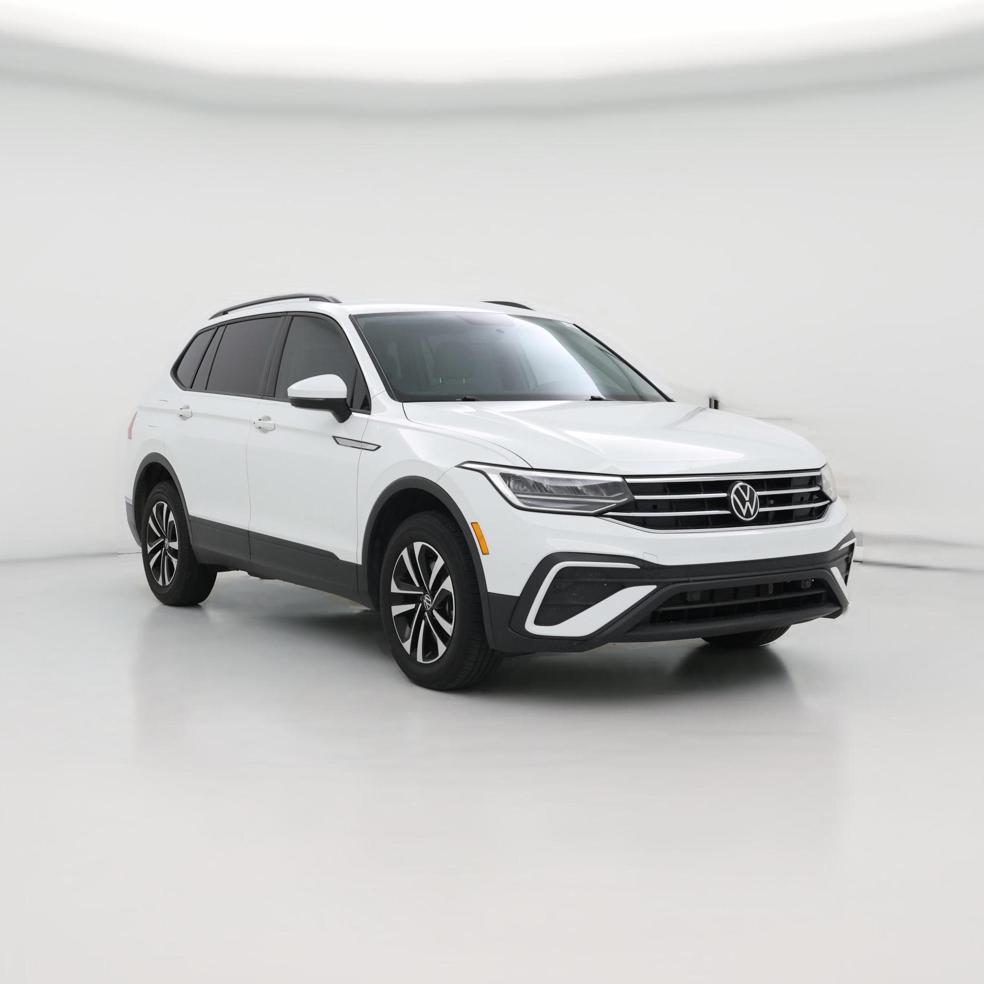 Thumbnail: 2022 Volkswagen Tiguan - 1
