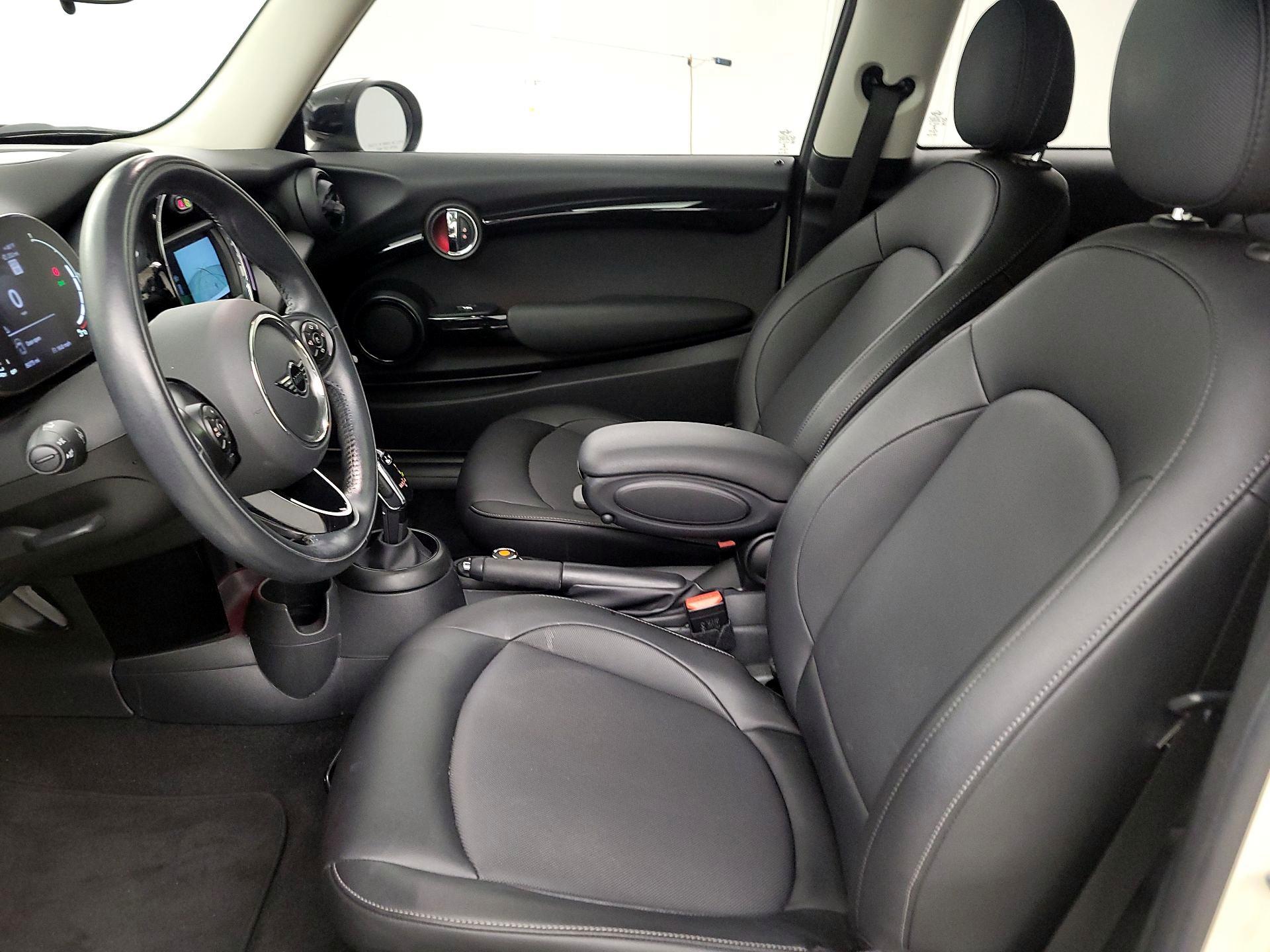 Thumbnail: 2021 MINI Cooper Hardtop - 11