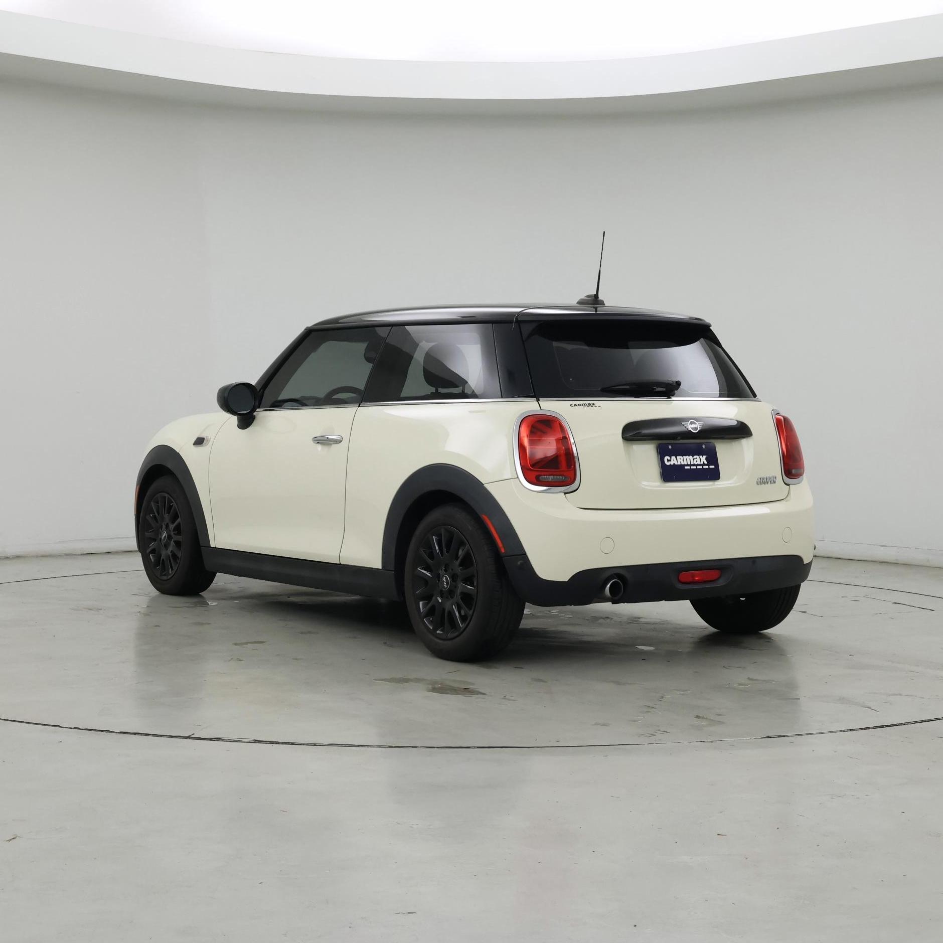 Thumbnail: 2021 MINI Cooper Hardtop - 2