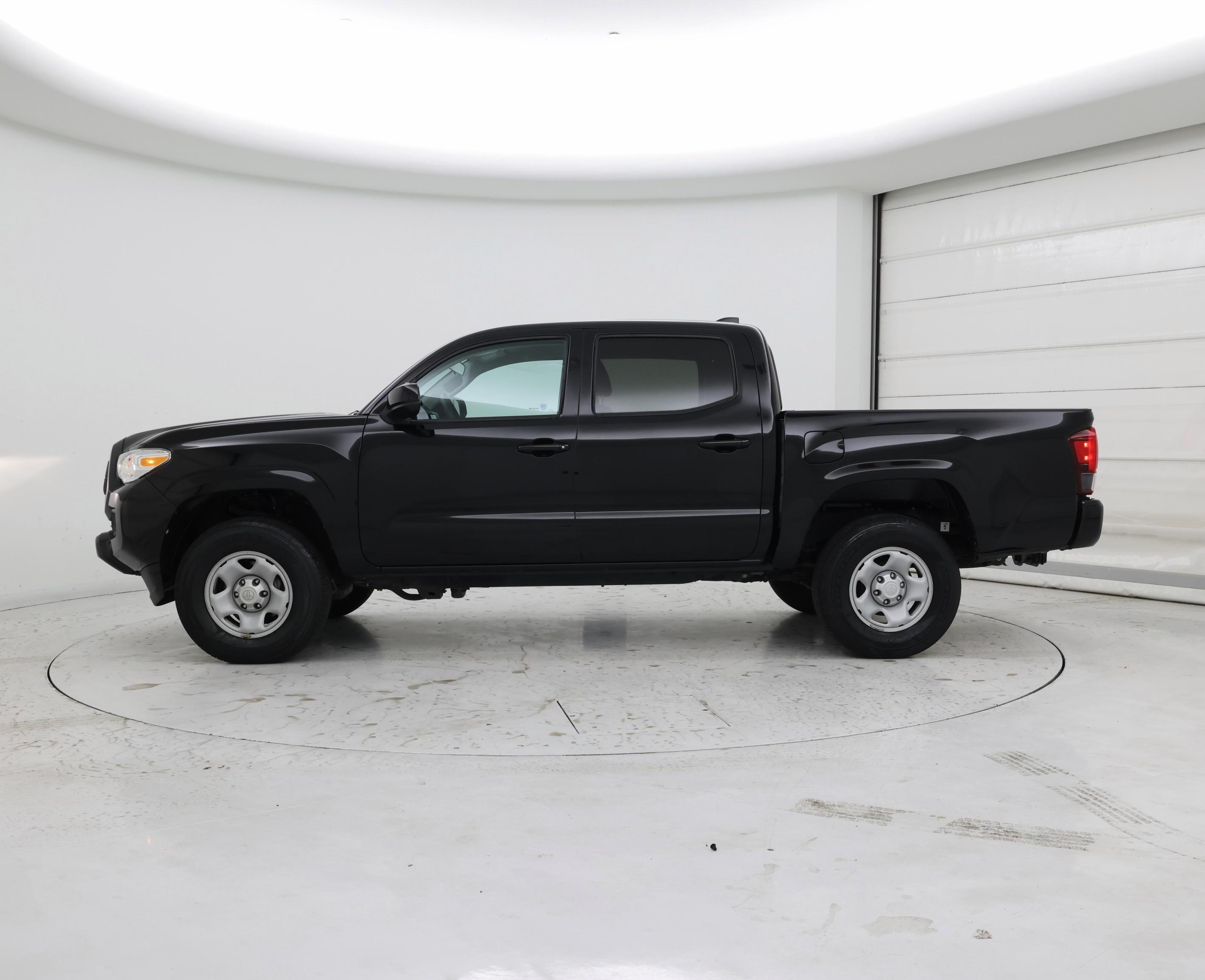 Thumbnail: 2023 Toyota Tacoma - 3