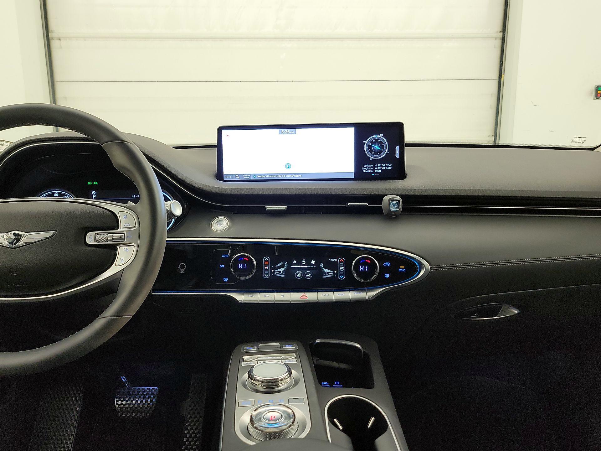 Thumbnail: 2023 Genesis GV70 - 9