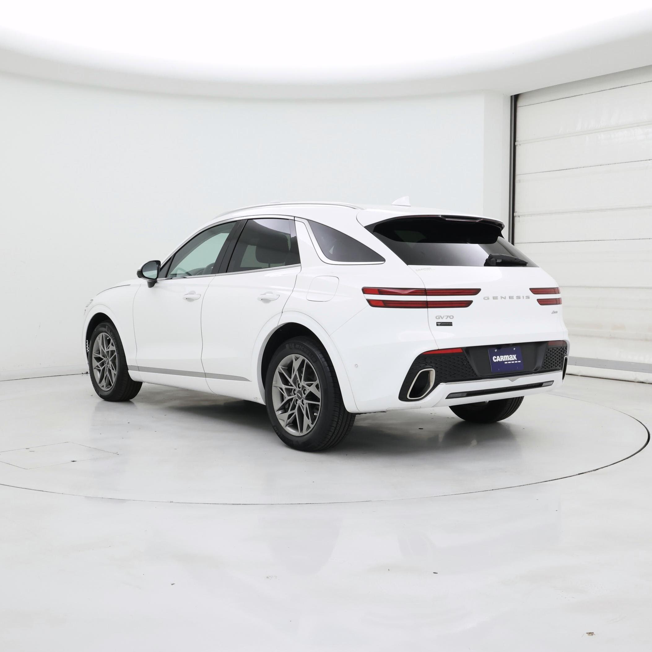 Thumbnail: 2023 Genesis GV70 - 2