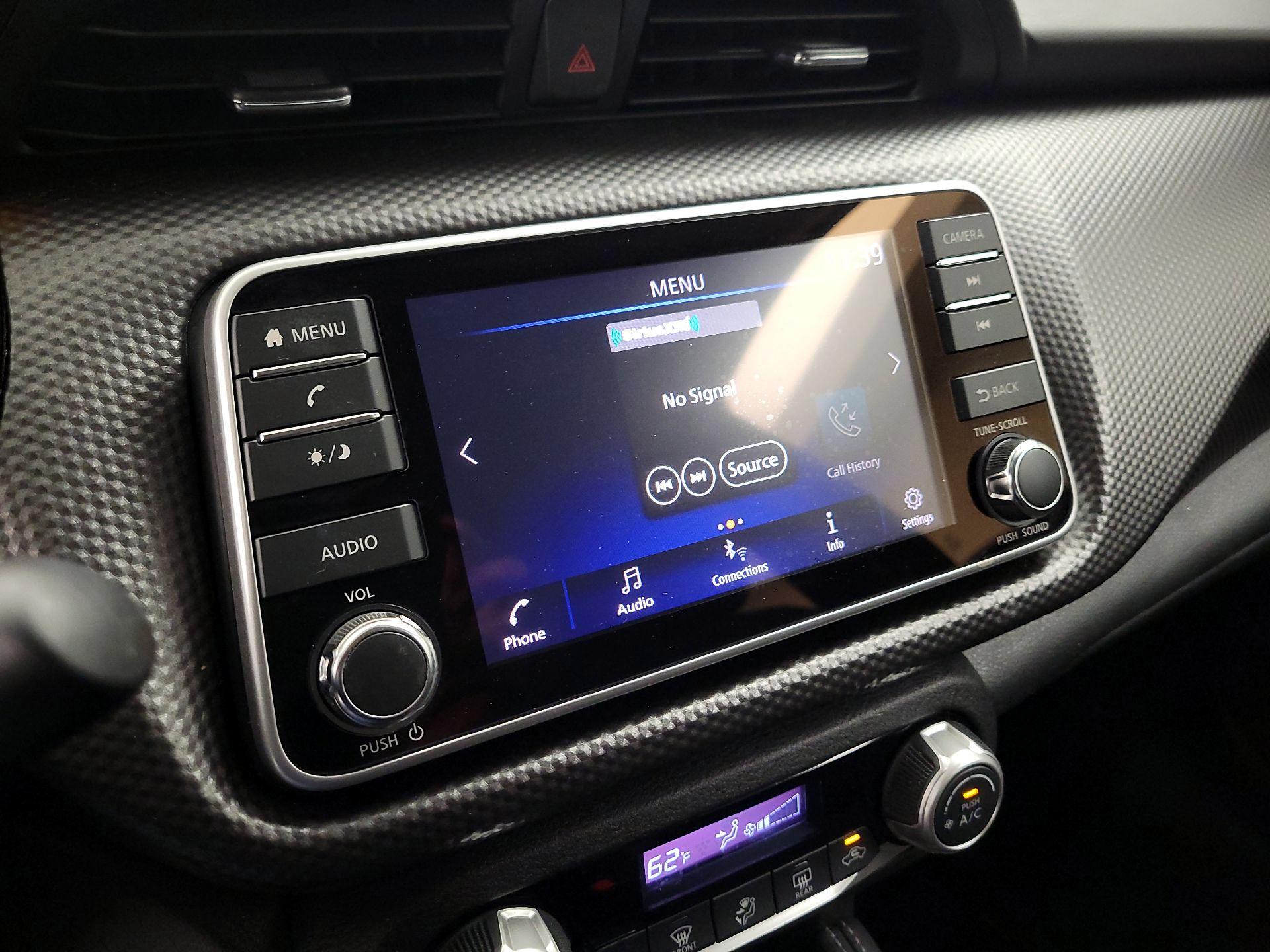 Thumbnail: 2020 Nissan Kicks - 15