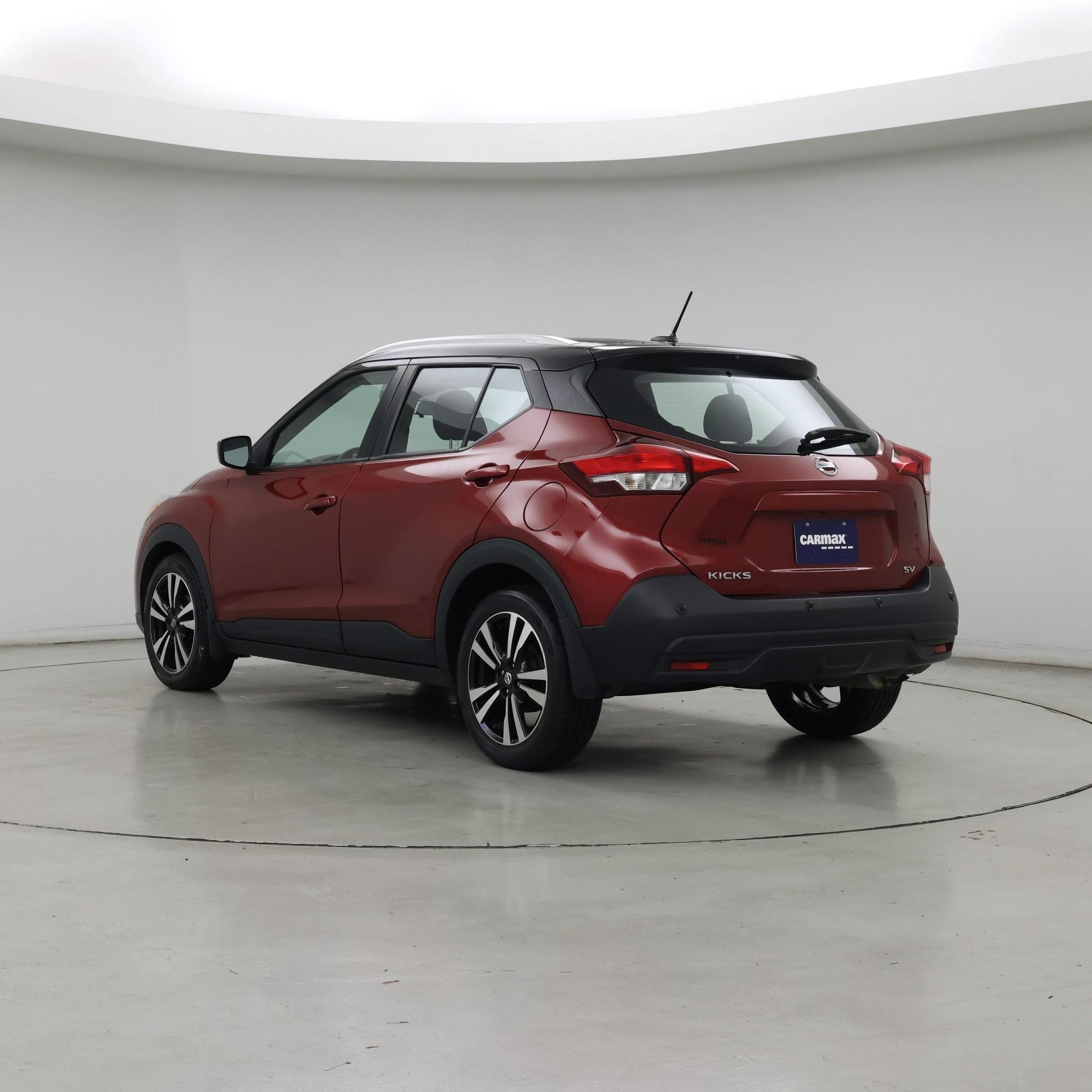 Thumbnail: 2020 Nissan Kicks - 2