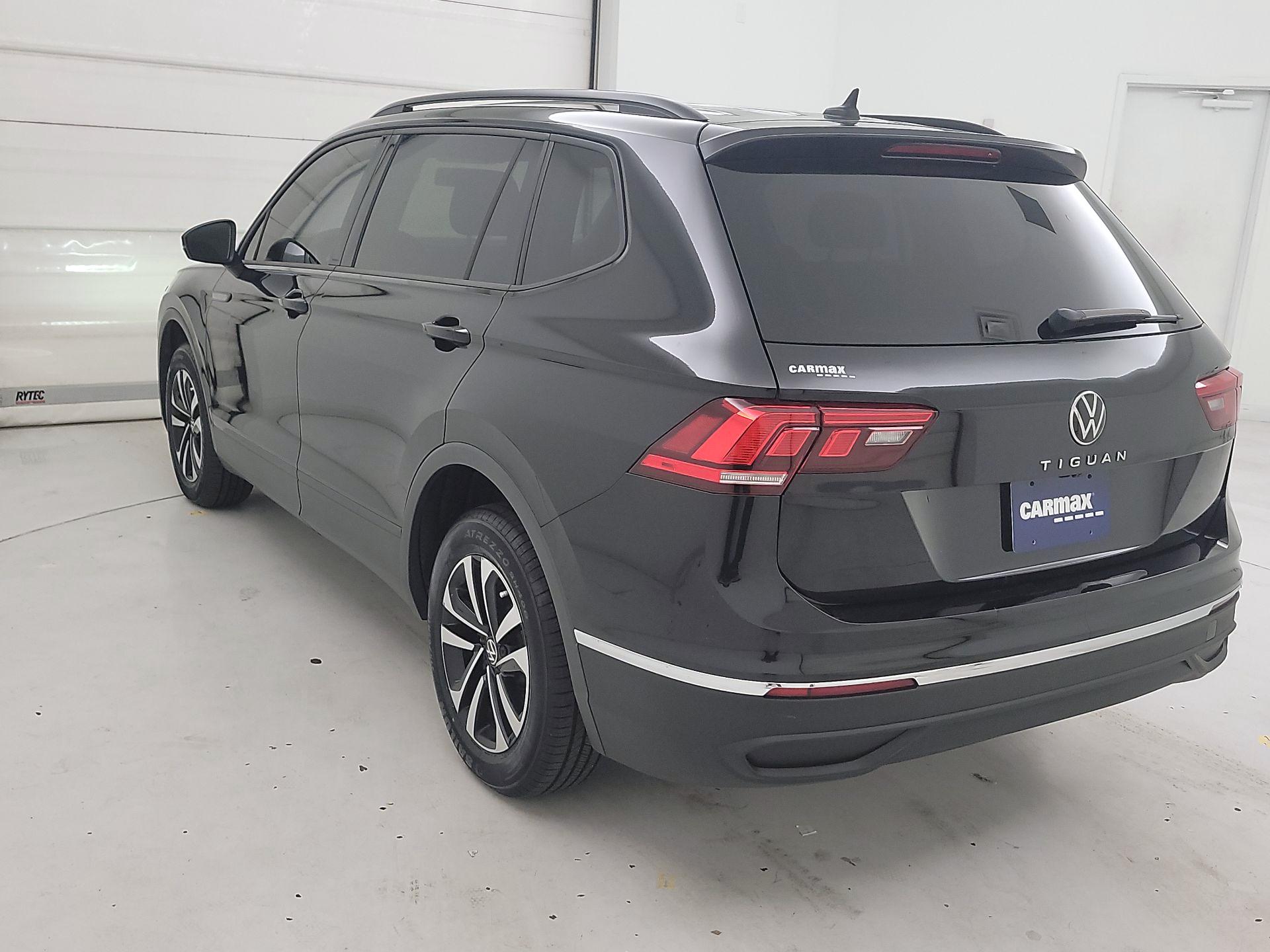 Thumbnail: 2022 Volkswagen Tiguan - 7