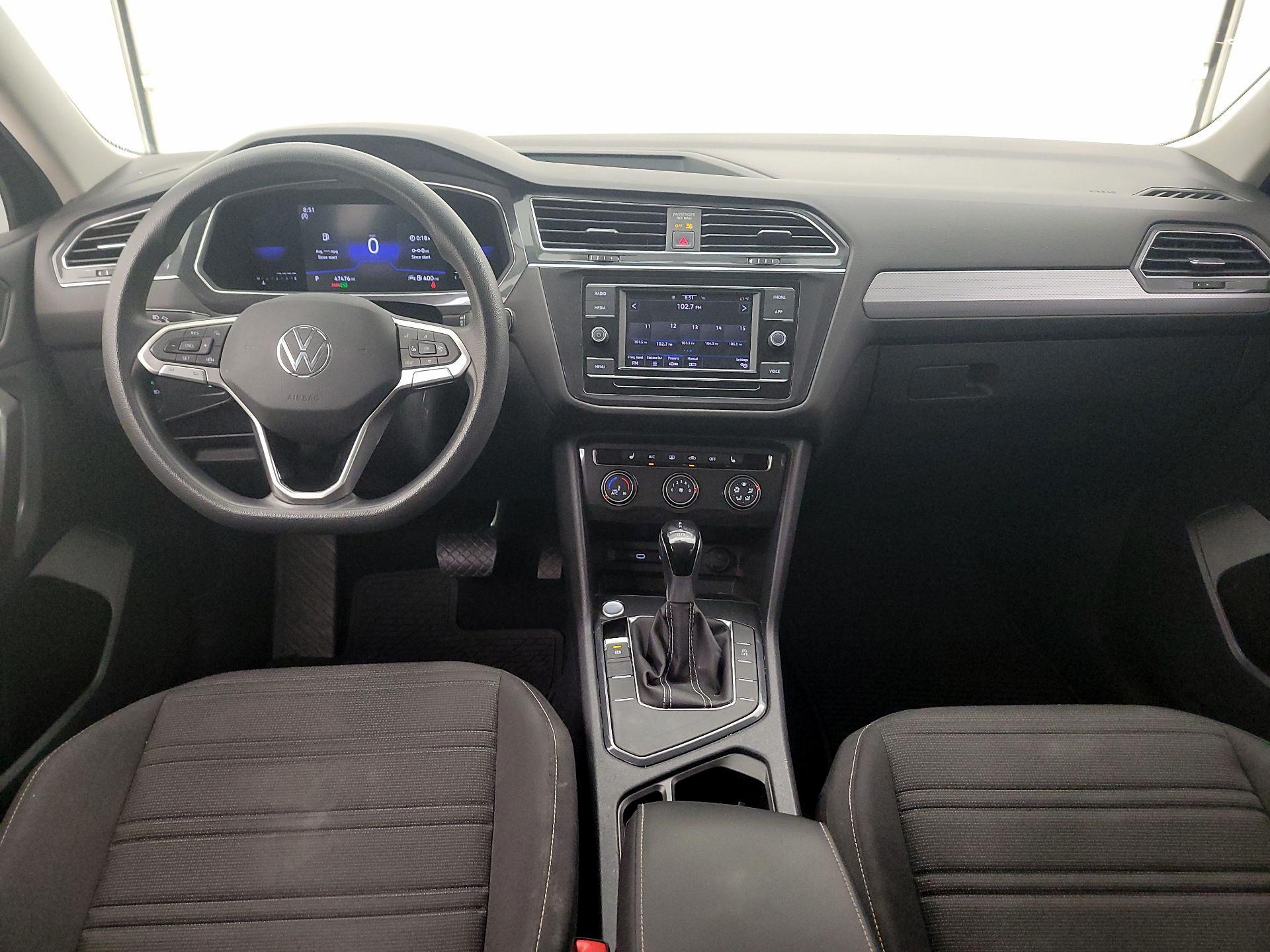 Thumbnail: 2022 Volkswagen Tiguan - 8