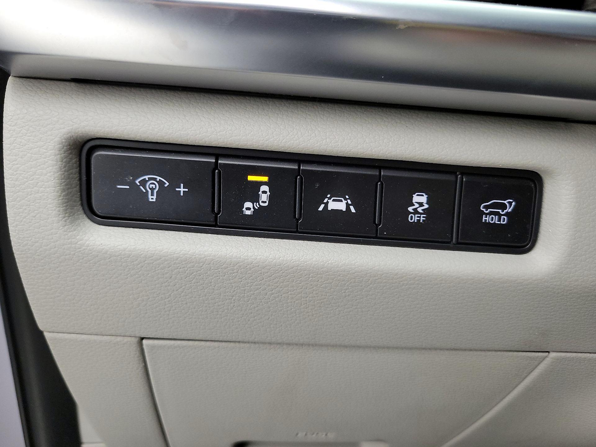 Thumbnail: 2021 Kia Telluride - 13