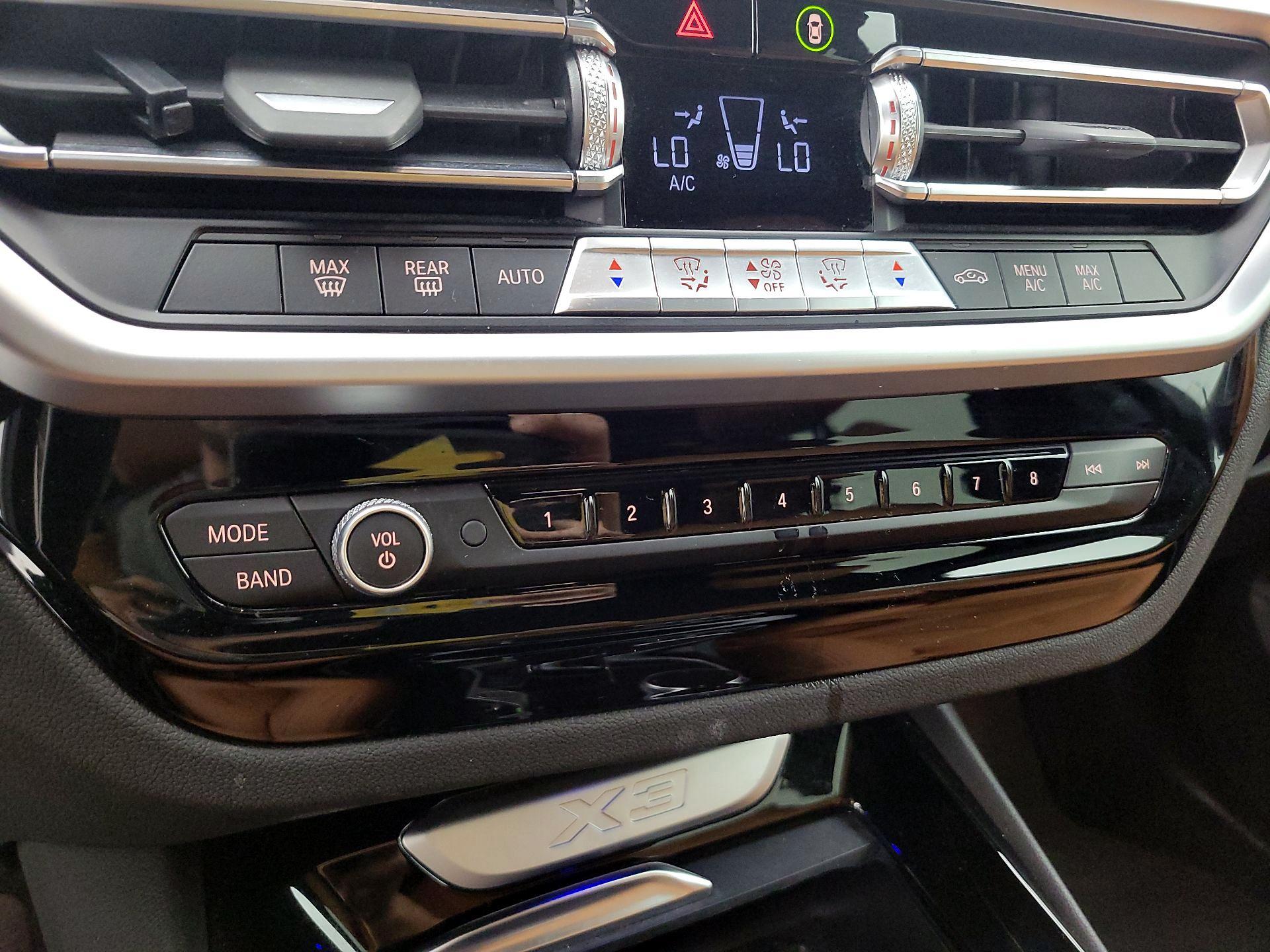 Thumbnail: 2022 BMW X3 - 17