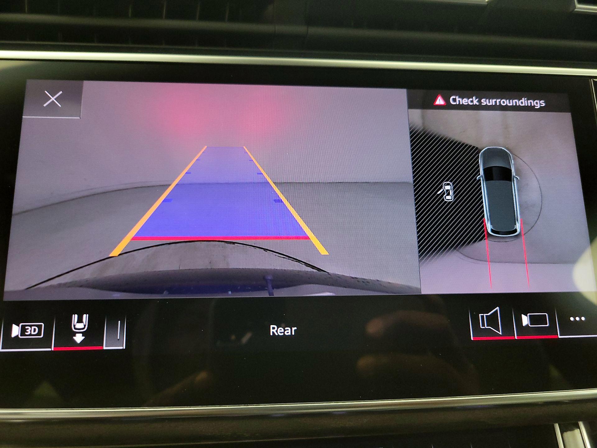 Thumbnail: 2021 Audi Q7 - 15