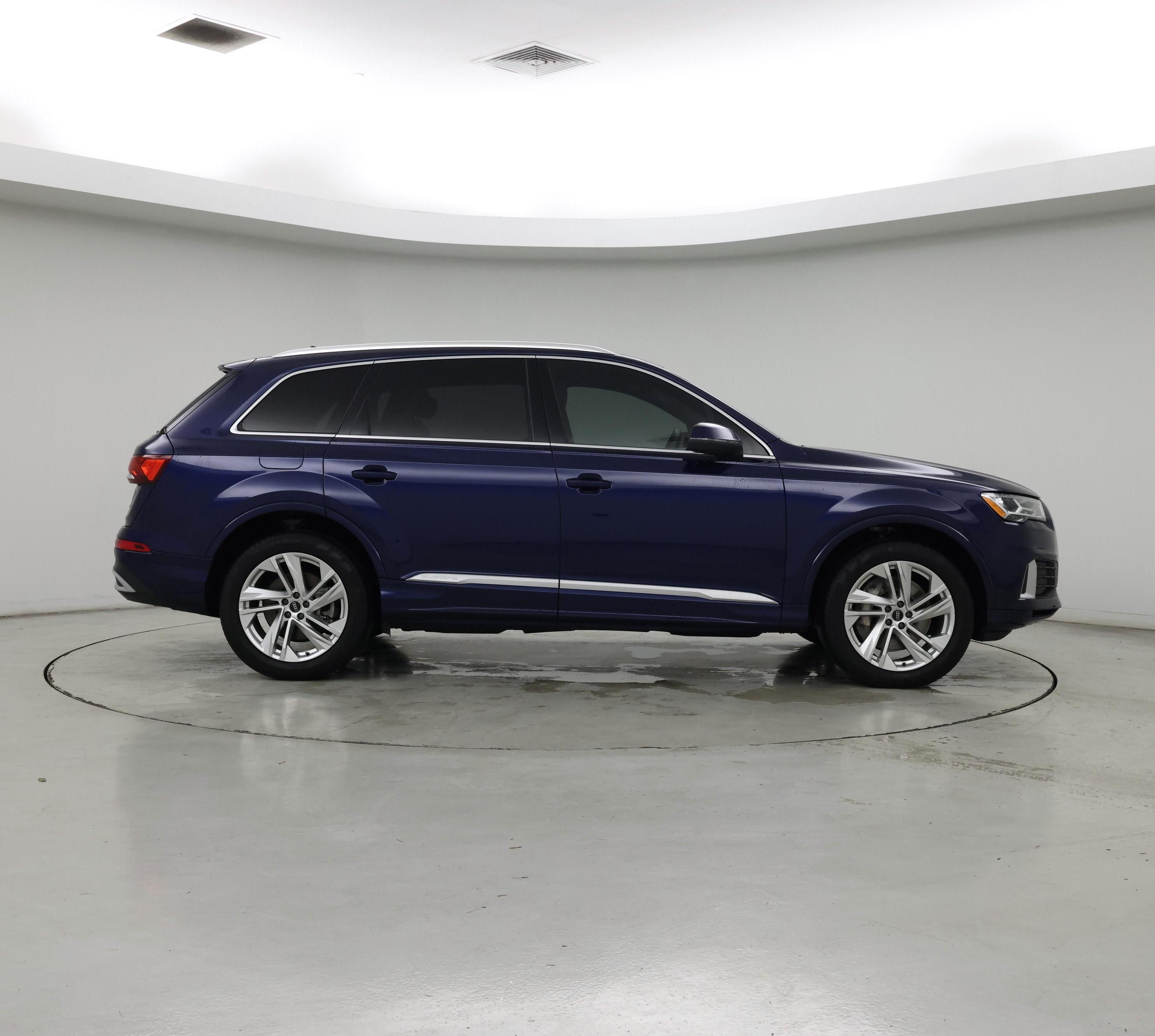 Thumbnail: 2021 Audi Q7 - 7