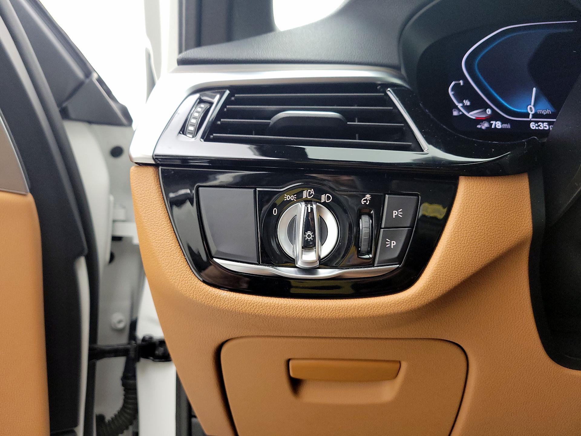 Thumbnail: 2023 BMW 5 Series - 13